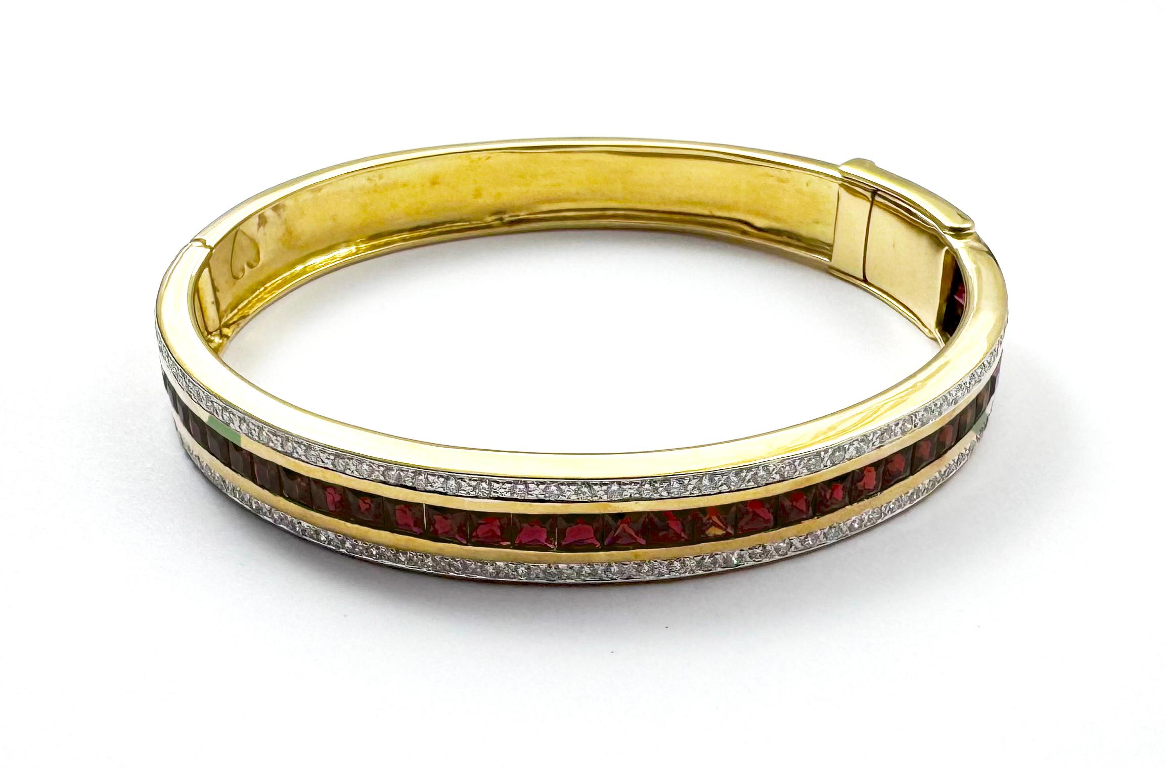 Ruby with Diamond Bangle set in 18K Gold Settings For Sale 1
