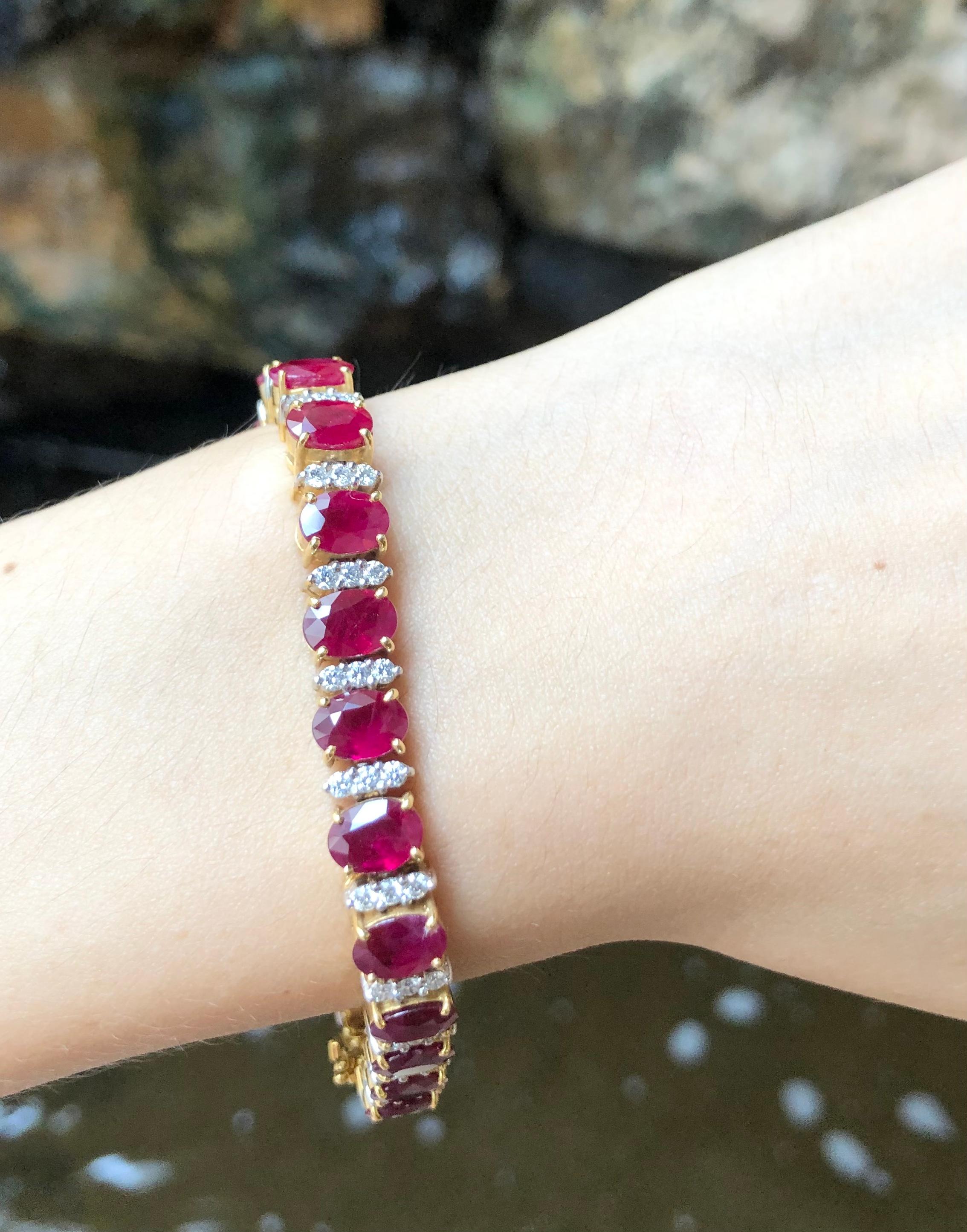 Ruby with Diamond Bracelet Set in 18 Karat Gold Setting For Sale 10