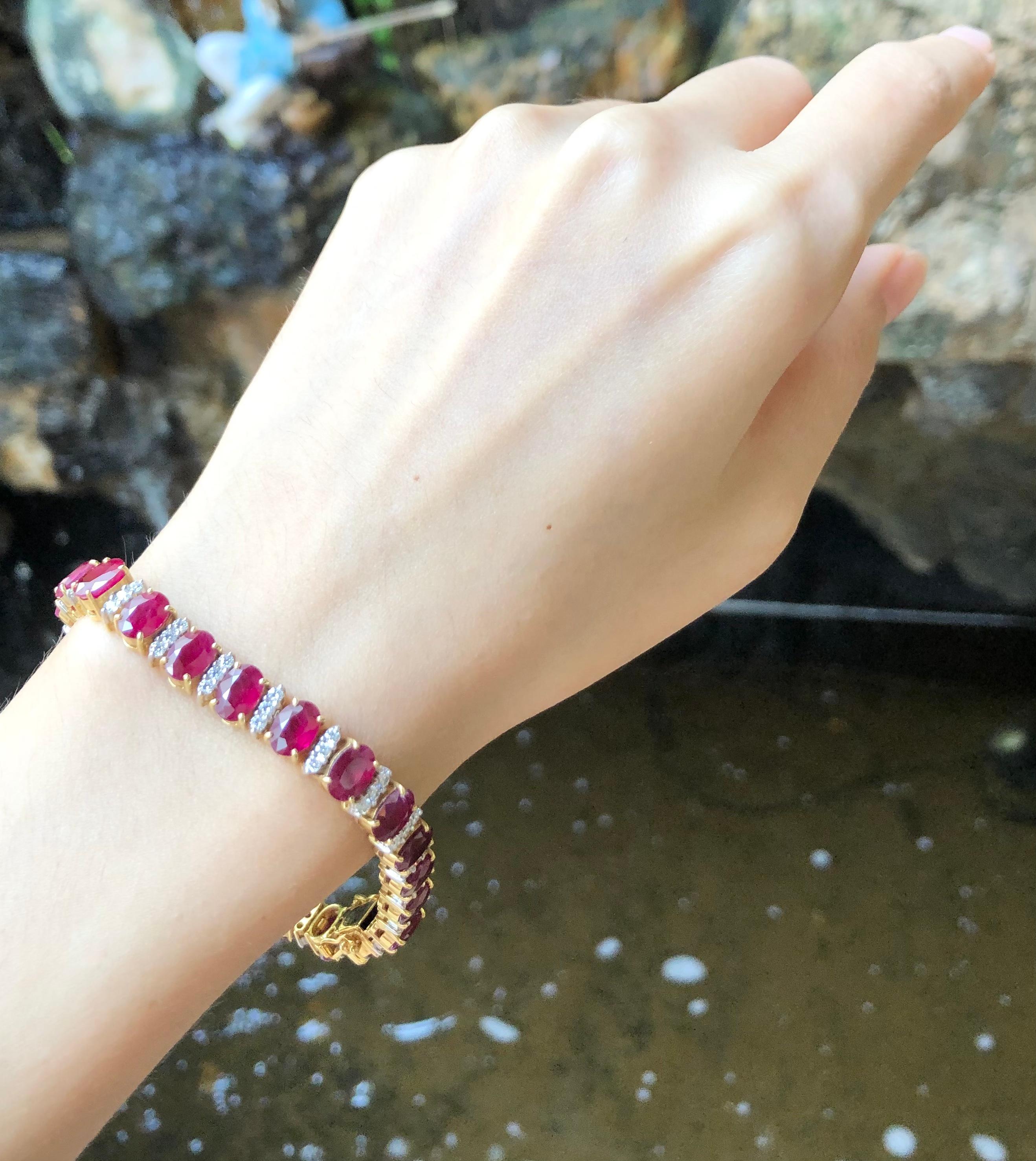Ruby with Diamond Bracelet Set in 18 Karat Gold Setting For Sale 11