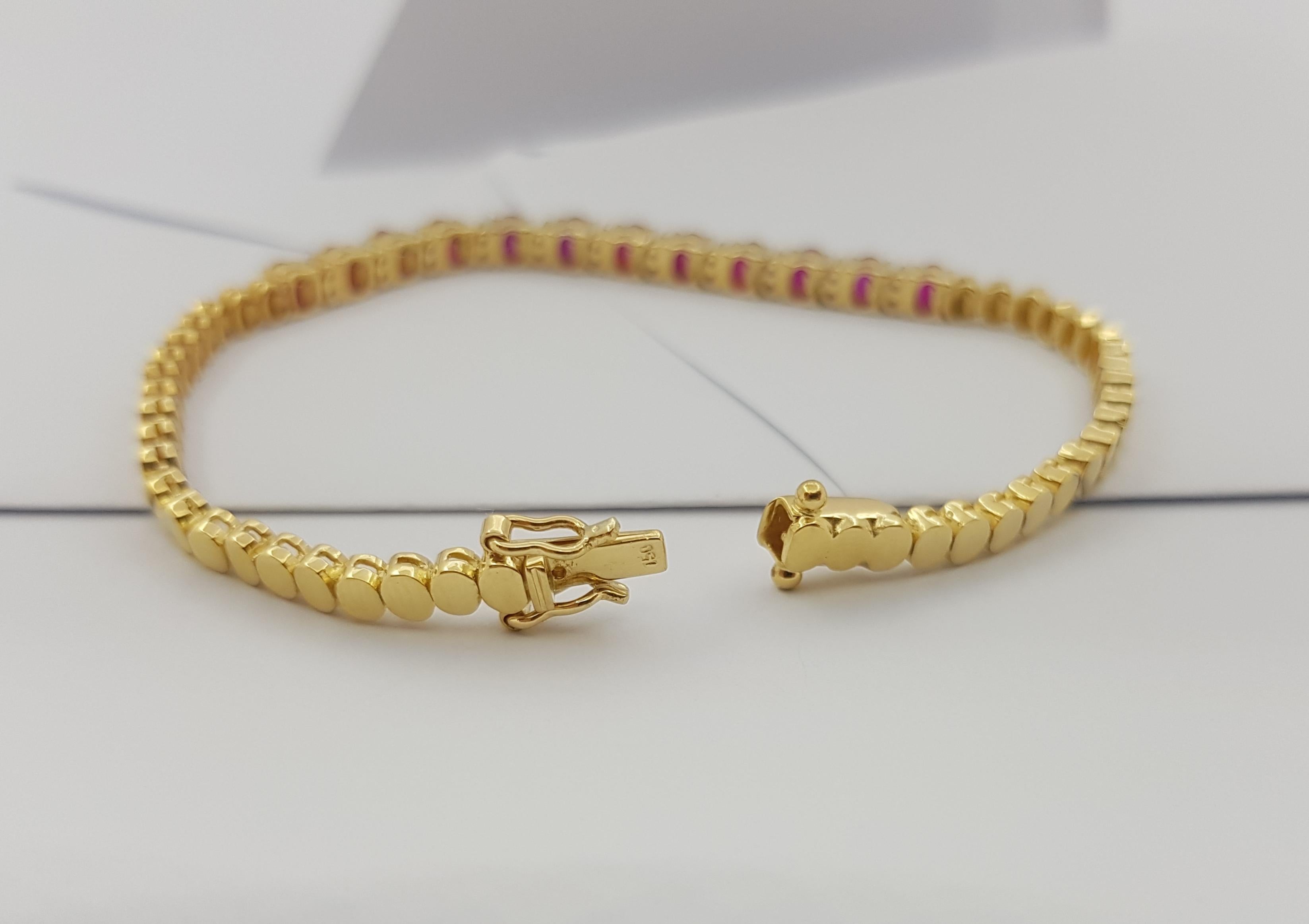 Ruby with Diamond Bracelet Set in 18 Karat Gold Settings For Sale 3