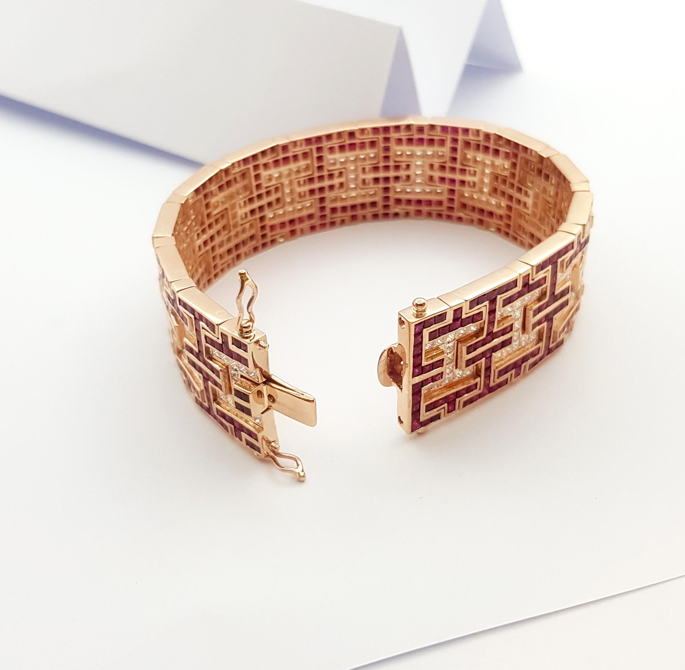 Pulsera de rubíes con diamantes engastada en oro rosa de 18 quilates en venta 5