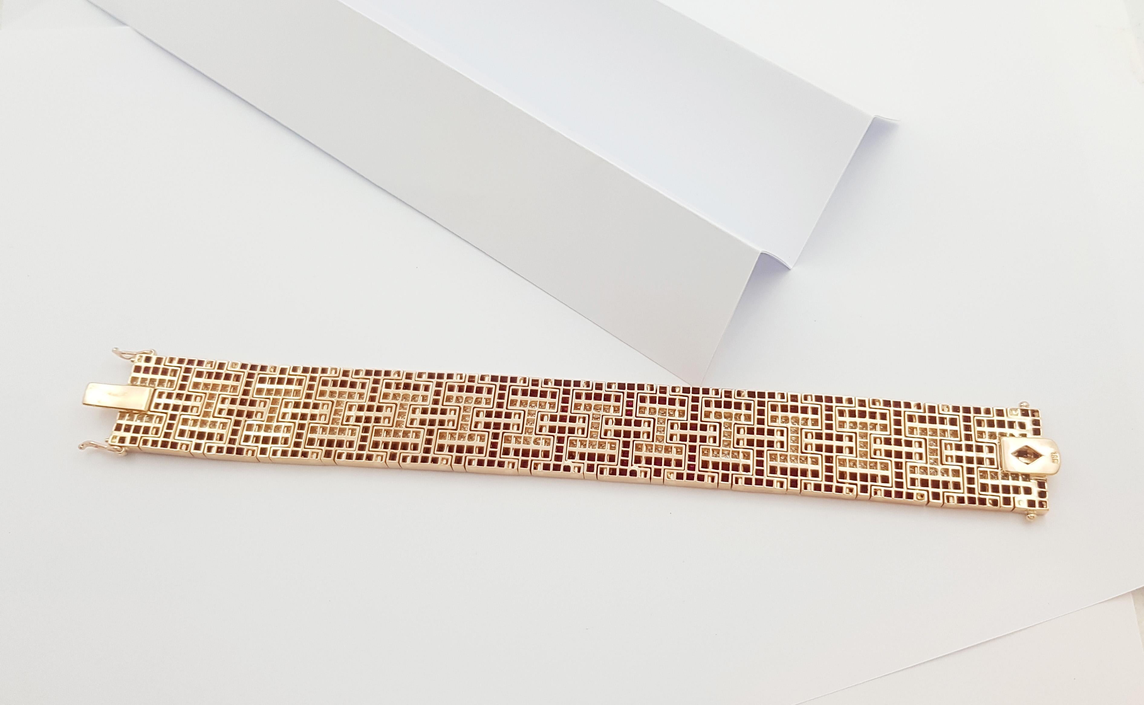 Pulsera de rubíes con diamantes engastada en oro rosa de 18 quilates en venta 2