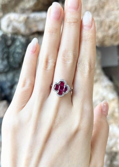 Ruby with Diamond Clover Ring set in 18K White Gold Settings
