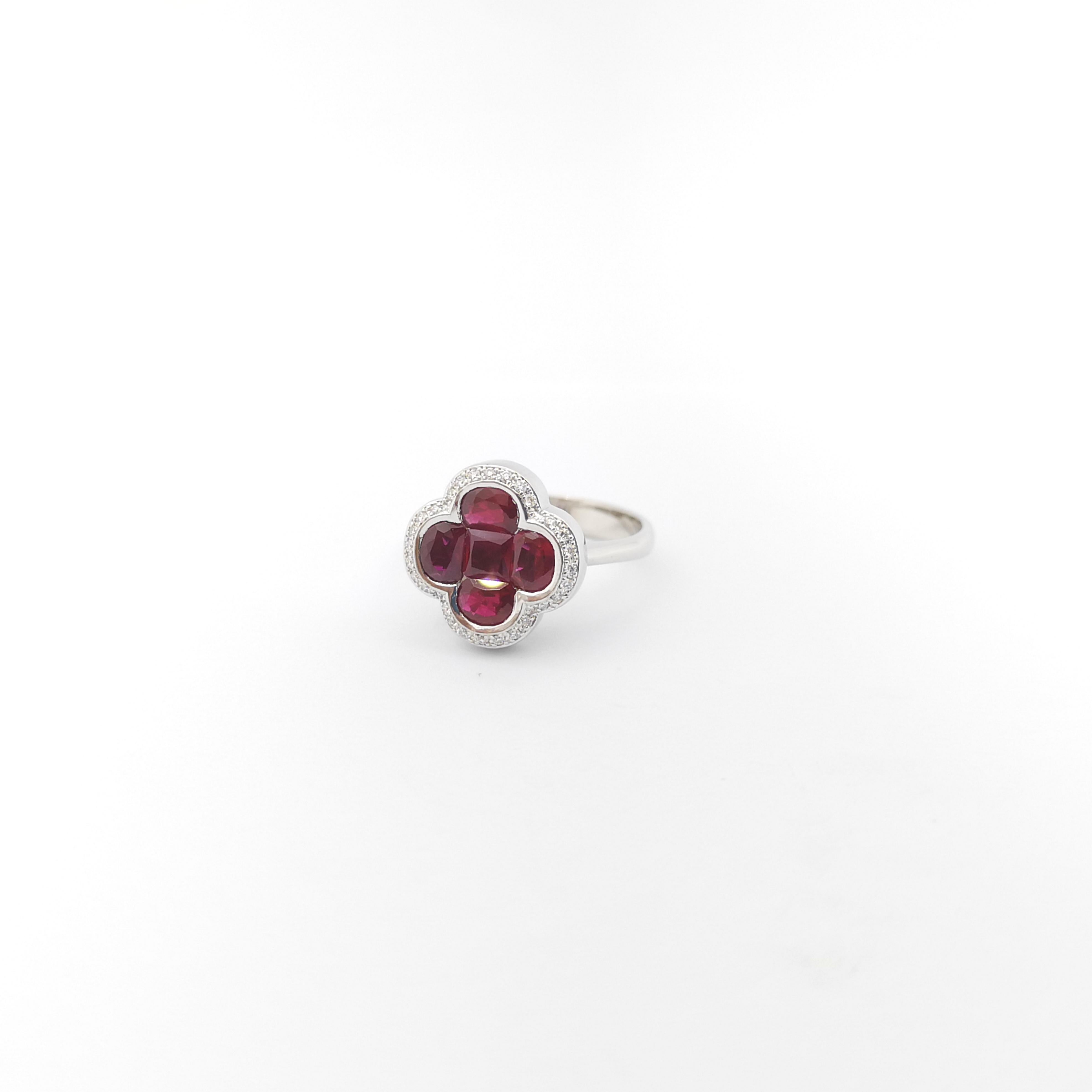 Ruby with Diamond Clover Ring set in 18K White Gold Settings For Sale 1