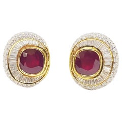 Ohrringe mit Rubin und Diamanten in 18 Karat Gold gefasst