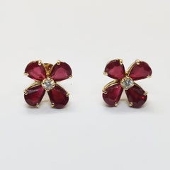 Rubin-Ohrringe mit Diamanten in 18 Karat Roségold gefasst