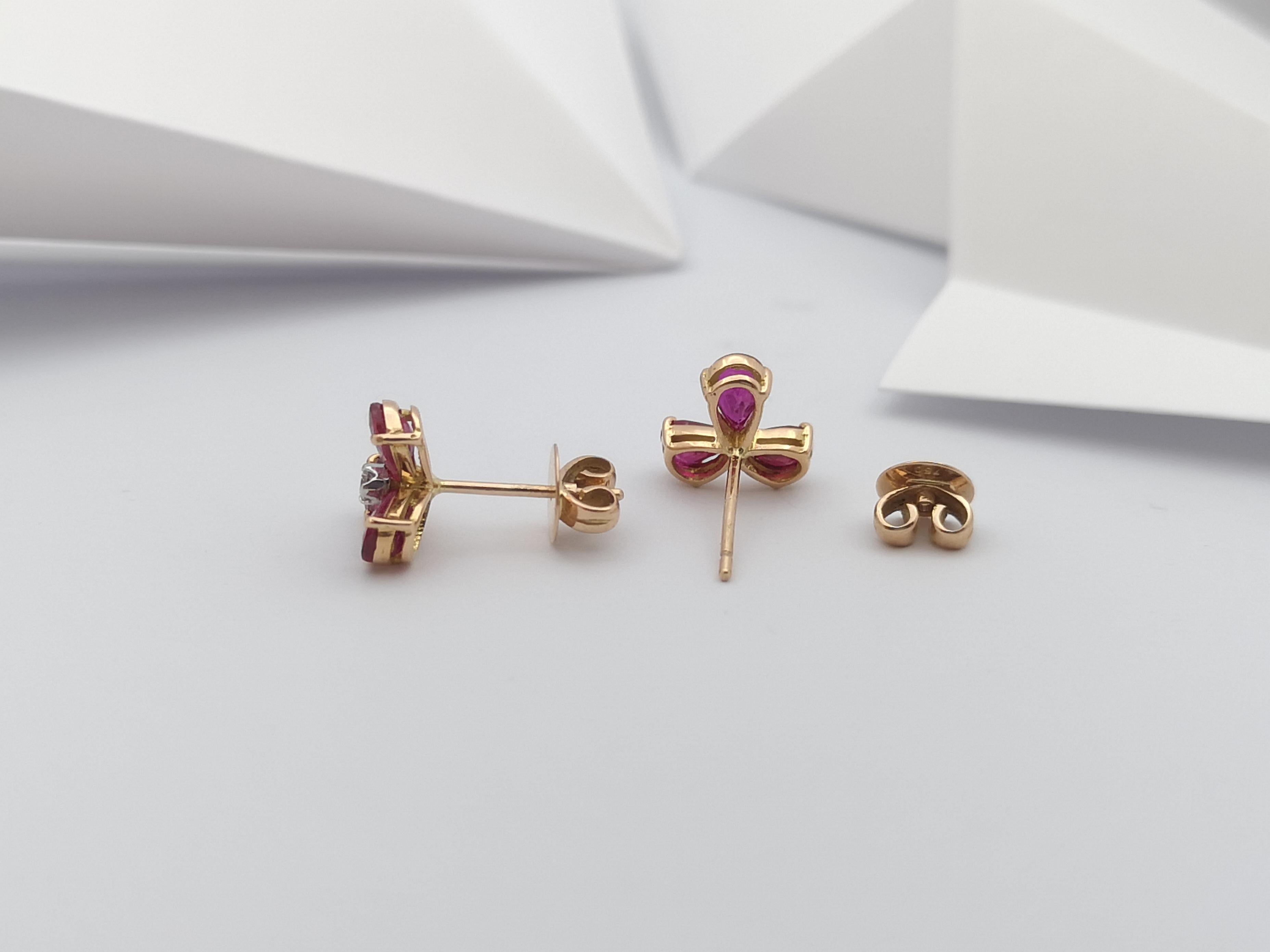 Donna Orecchini di rubino e diamanti con montatura in oro rosa 18 carati in vendita