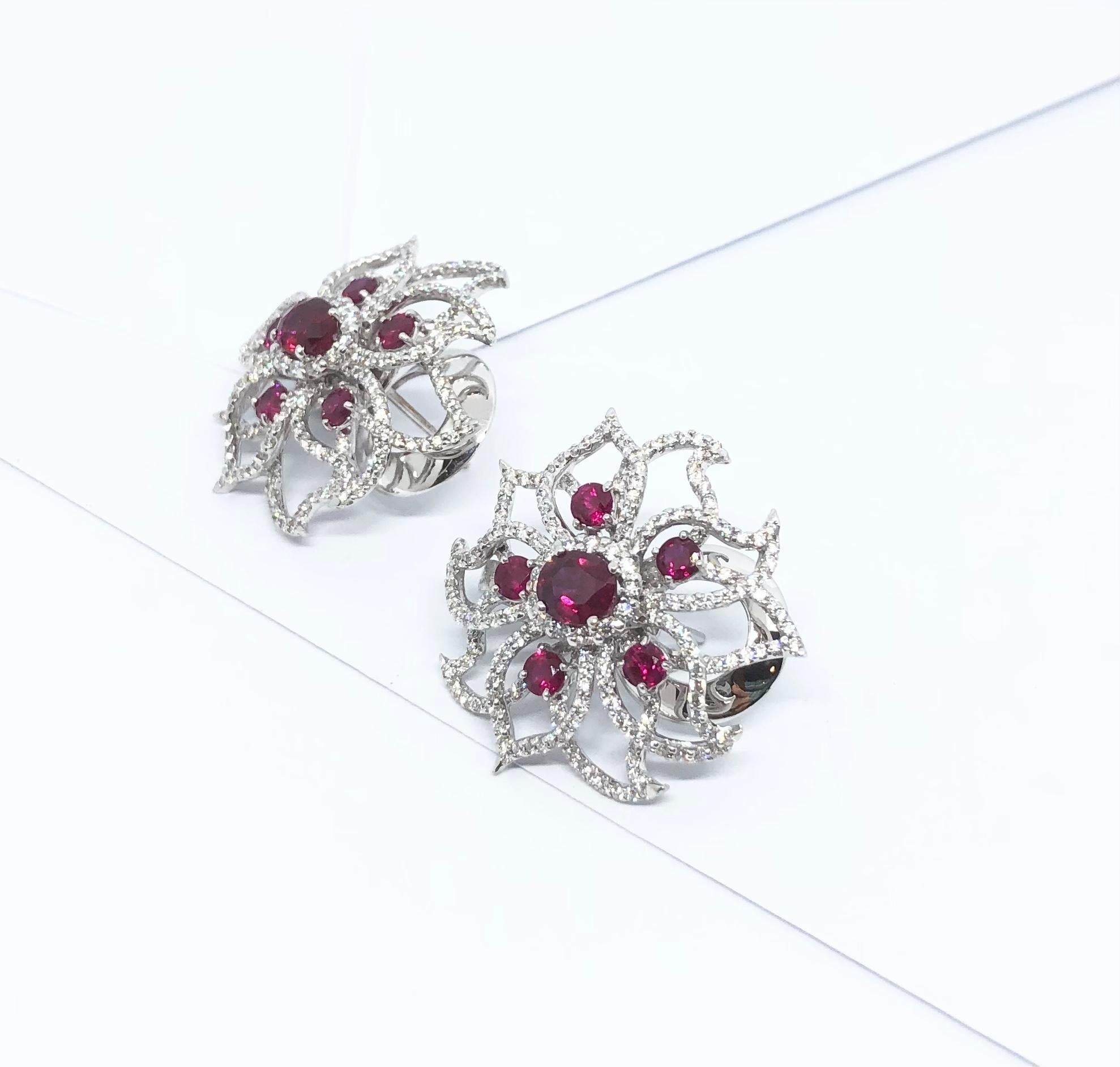 Ruby with Diamond Earrings set in 18 Karat White Gold Settings In New Condition For Sale In Bangkok, TH