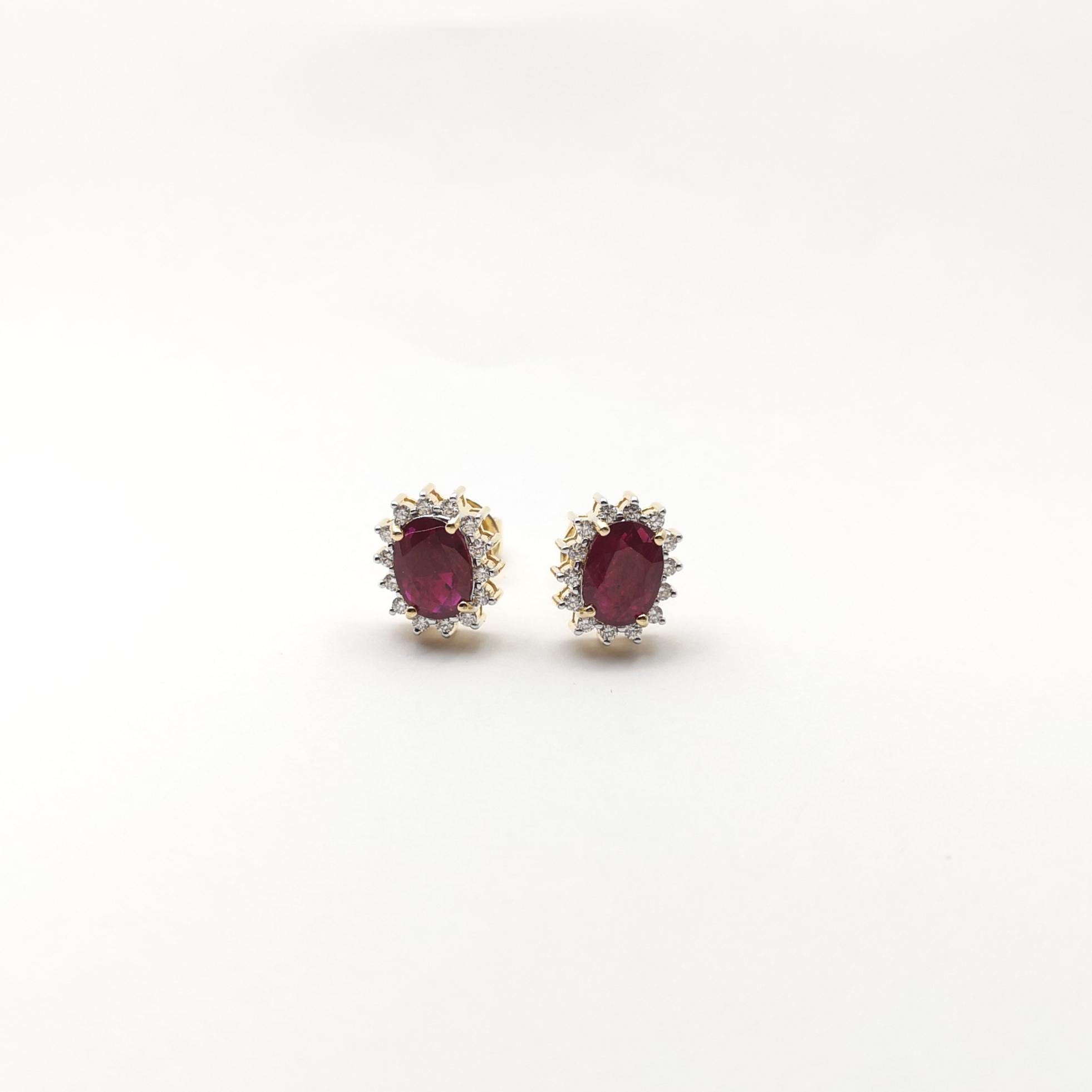 Rubin-Ohrringe mit Diamanten in 18 Karat Gold gefasst im Angebot 5