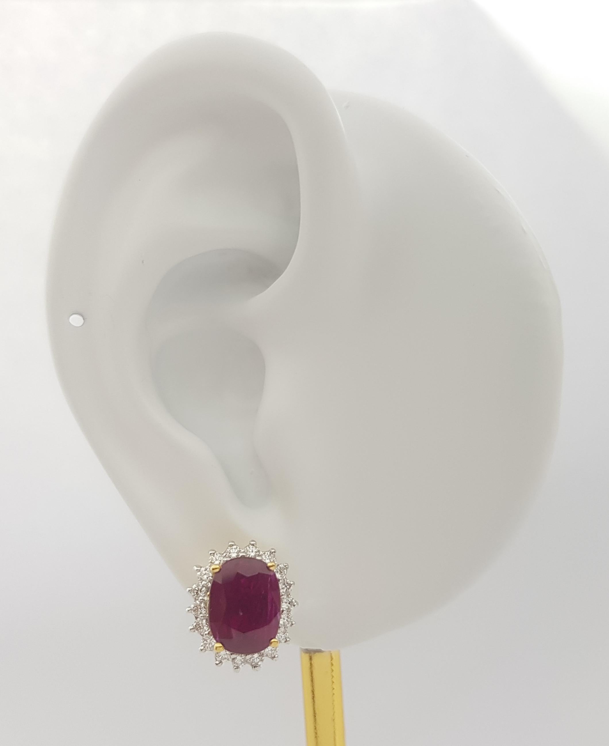 Contemporary Ruby with Diamond Earrings set in 18K Gold Settings For Sale