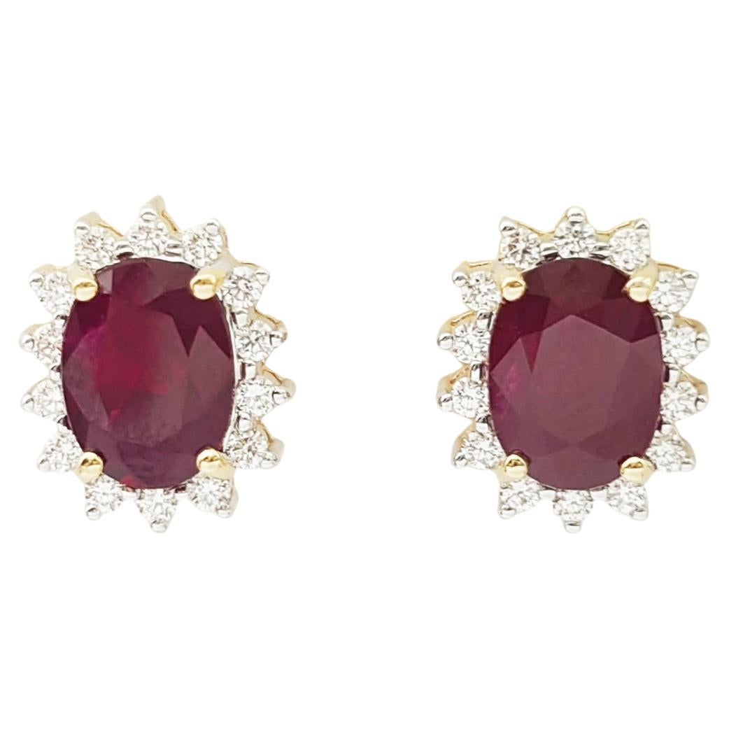 Rubin-Ohrringe mit Diamanten in 18 Karat Gold gefasst im Angebot