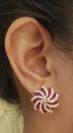 Rubin-Ohrringe mit Diamanten in 18 Karat Roségold gefasst