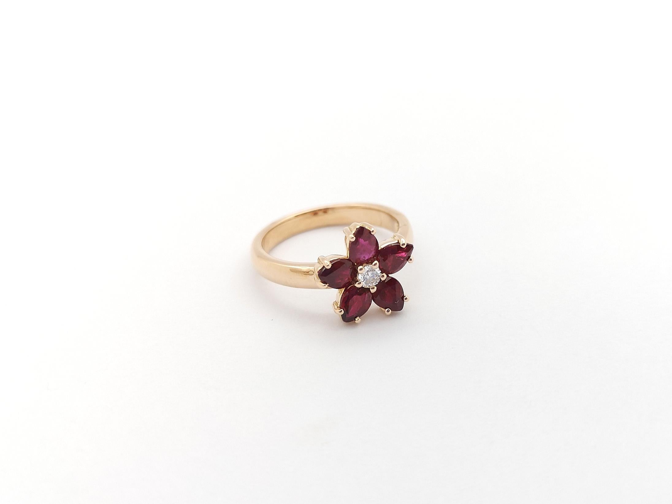 Ruby with Diamond Flower Ring set in 18K Rose Gold Settings For Sale 5