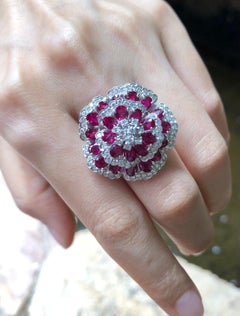 Ruby with Diamond Flower Ring set in 8 Karat White Gold Settings