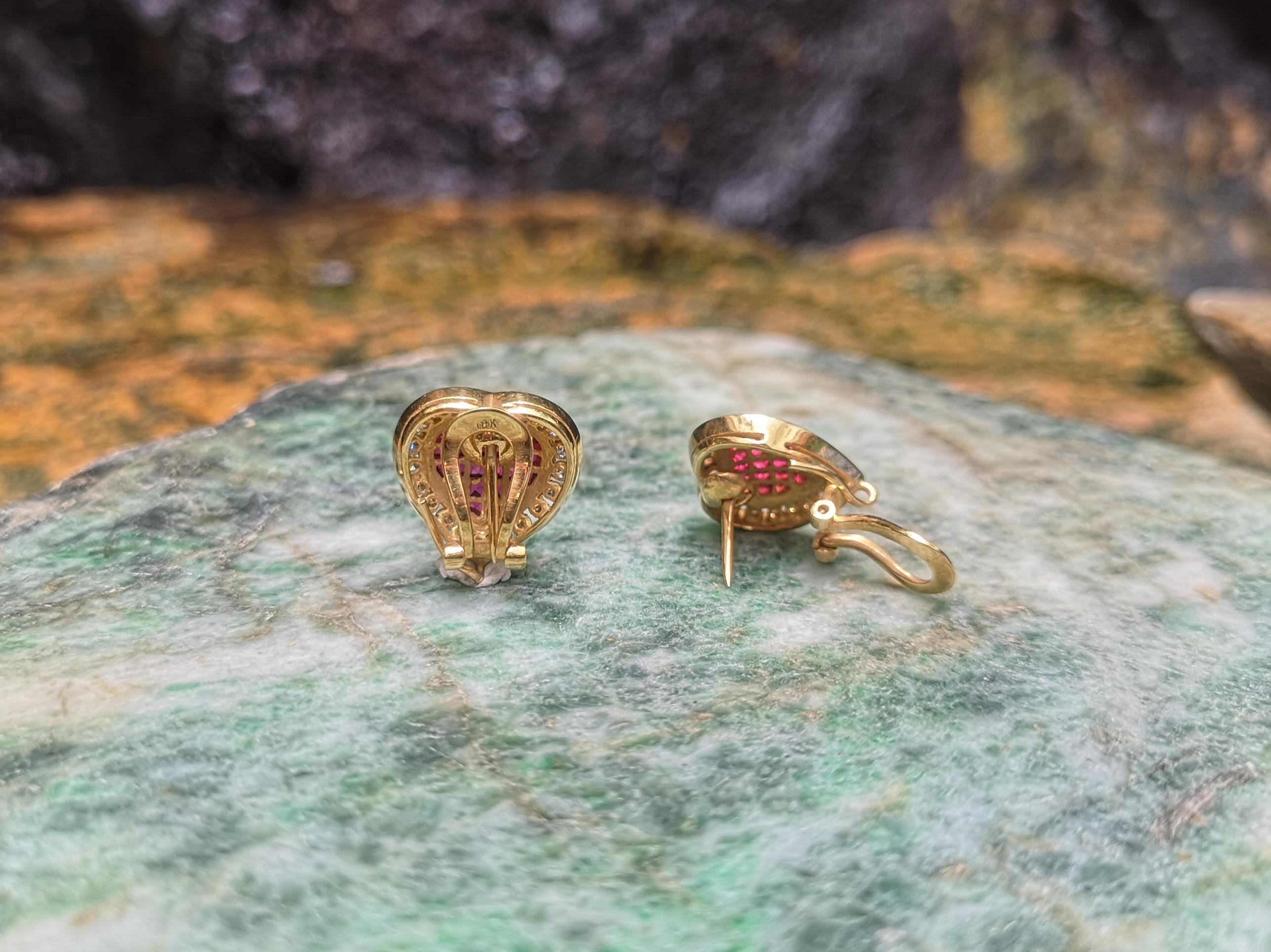 Donna Orecchini a cuore di rubino e diamanti con montatura in oro 18 carati in vendita