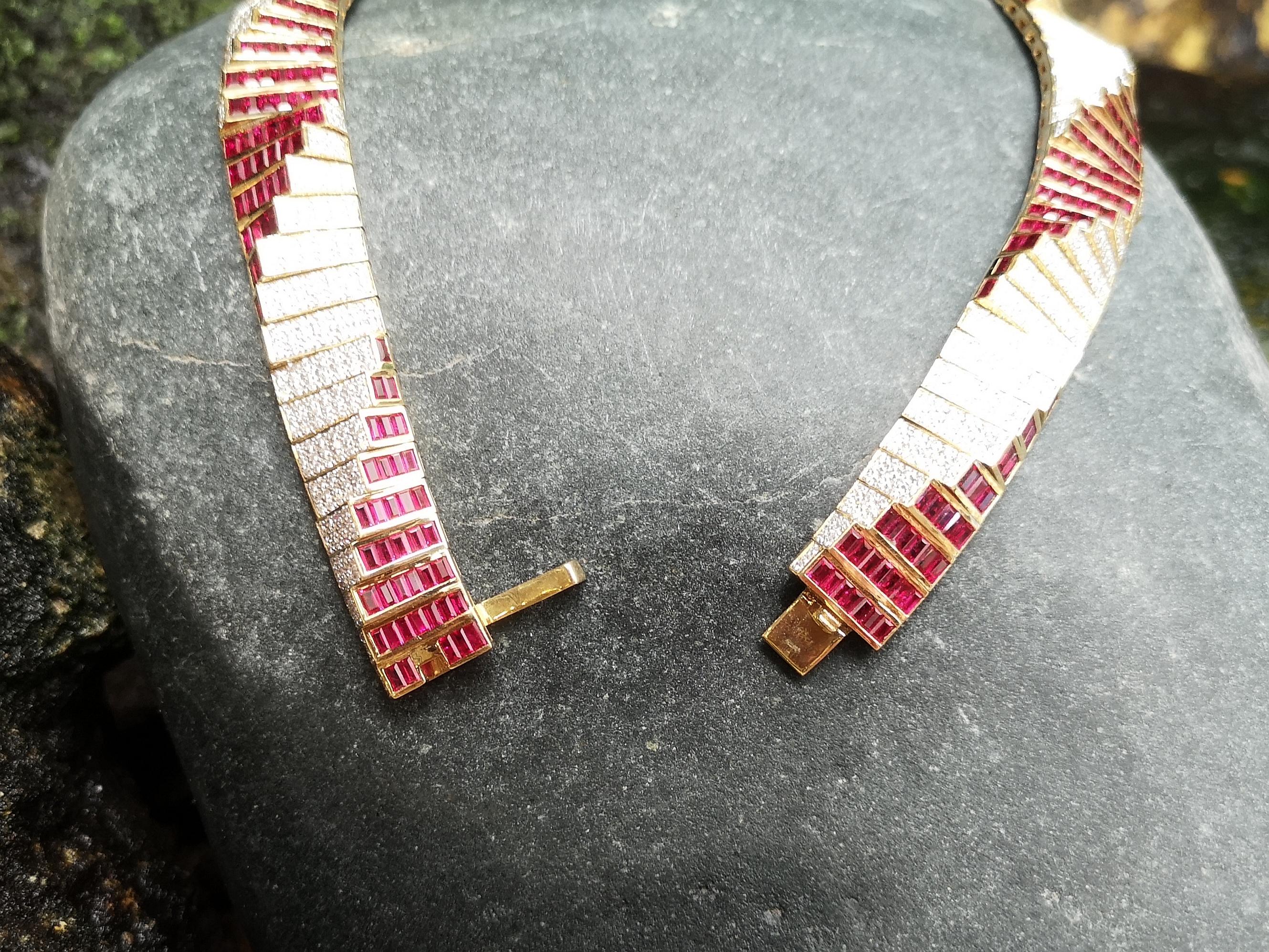 Ruby with Diamond Necklace Set in 18 Karat Gold Setting In New Condition For Sale In Bangkok, TH