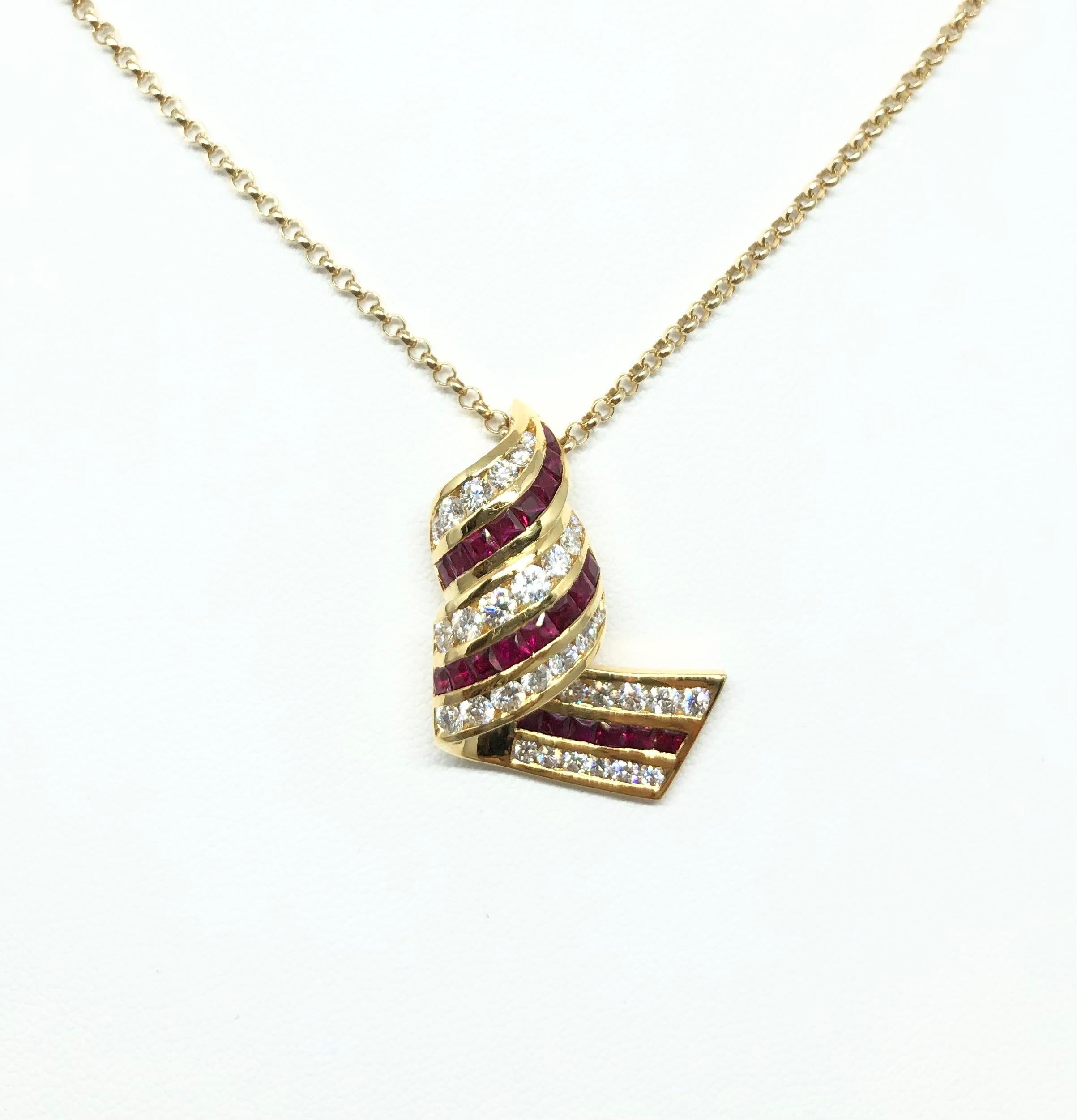Ruby 1.19 carats with Diamond 1.02 carat Pendant set in 18 Karat Gold Settings
(chain not included)

Width: 2.0 cm 
Length: 2.6  cm
Total Weight: 6.48 grams

