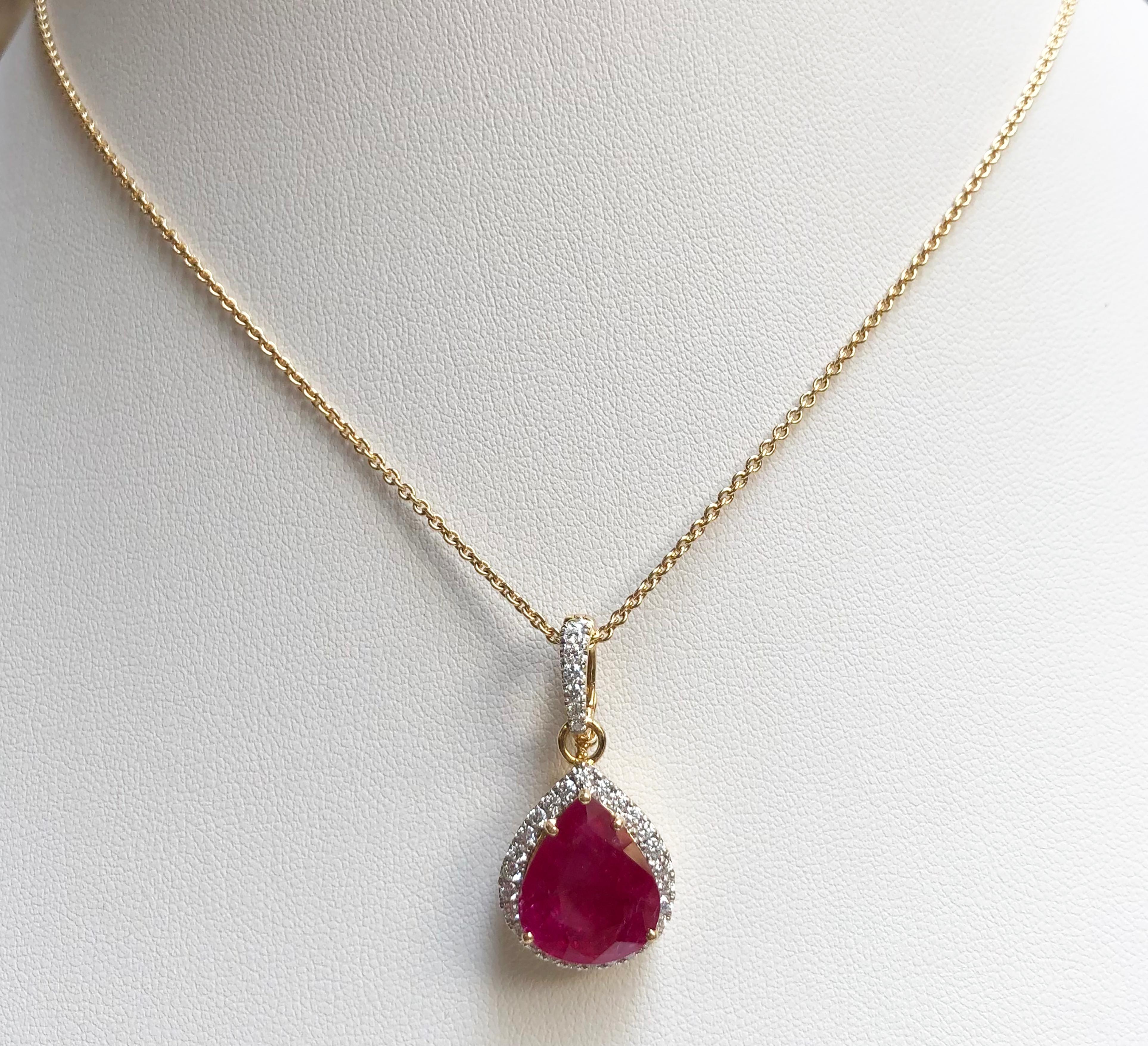 Contemporary Ruby with Diamond Pendant set in 18 Karat Gold Settings For Sale