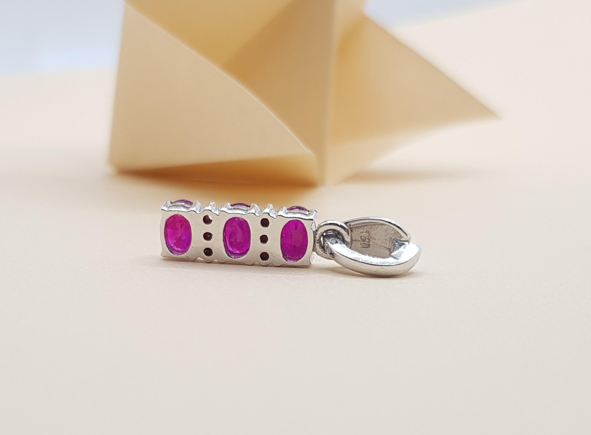 Oval Cut Ruby with Diamond Pendant Set in 18 Karat White Gold Settings For Sale