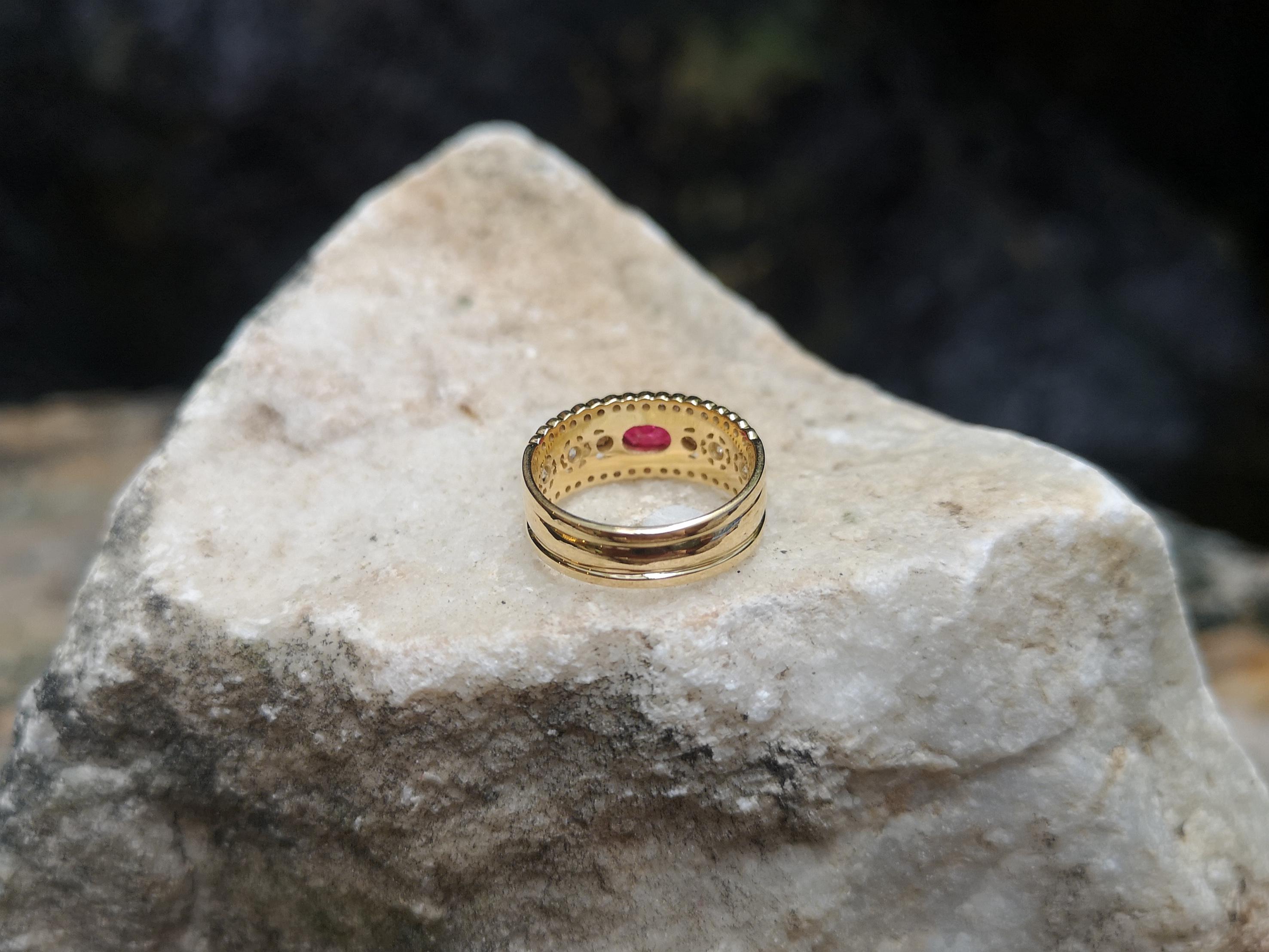 Ruby with Diamond Ring Set in 18 Karat Gold Settings For Sale 4