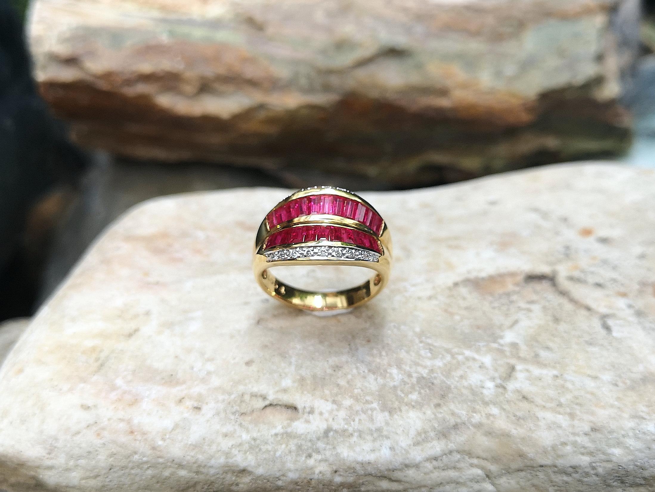 Ruby with Diamond Ring Set in 18 Karat Gold Settings For Sale 4