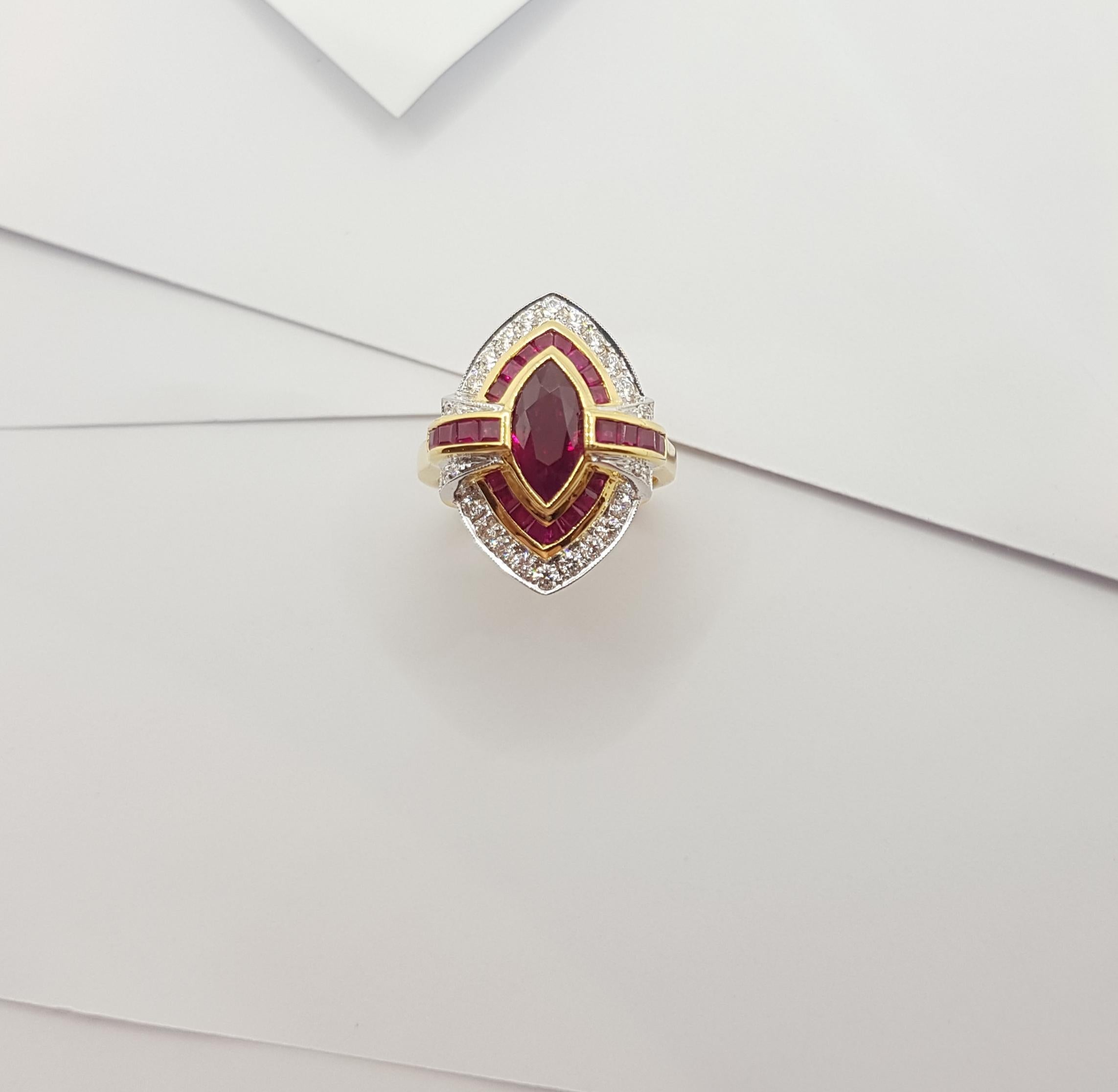 Rubin mit Diamantring in 18 Karat Gold gefasst 7