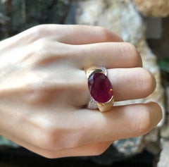 Ruby with Diamond Ring Set in 18 Karat Gold Settings
