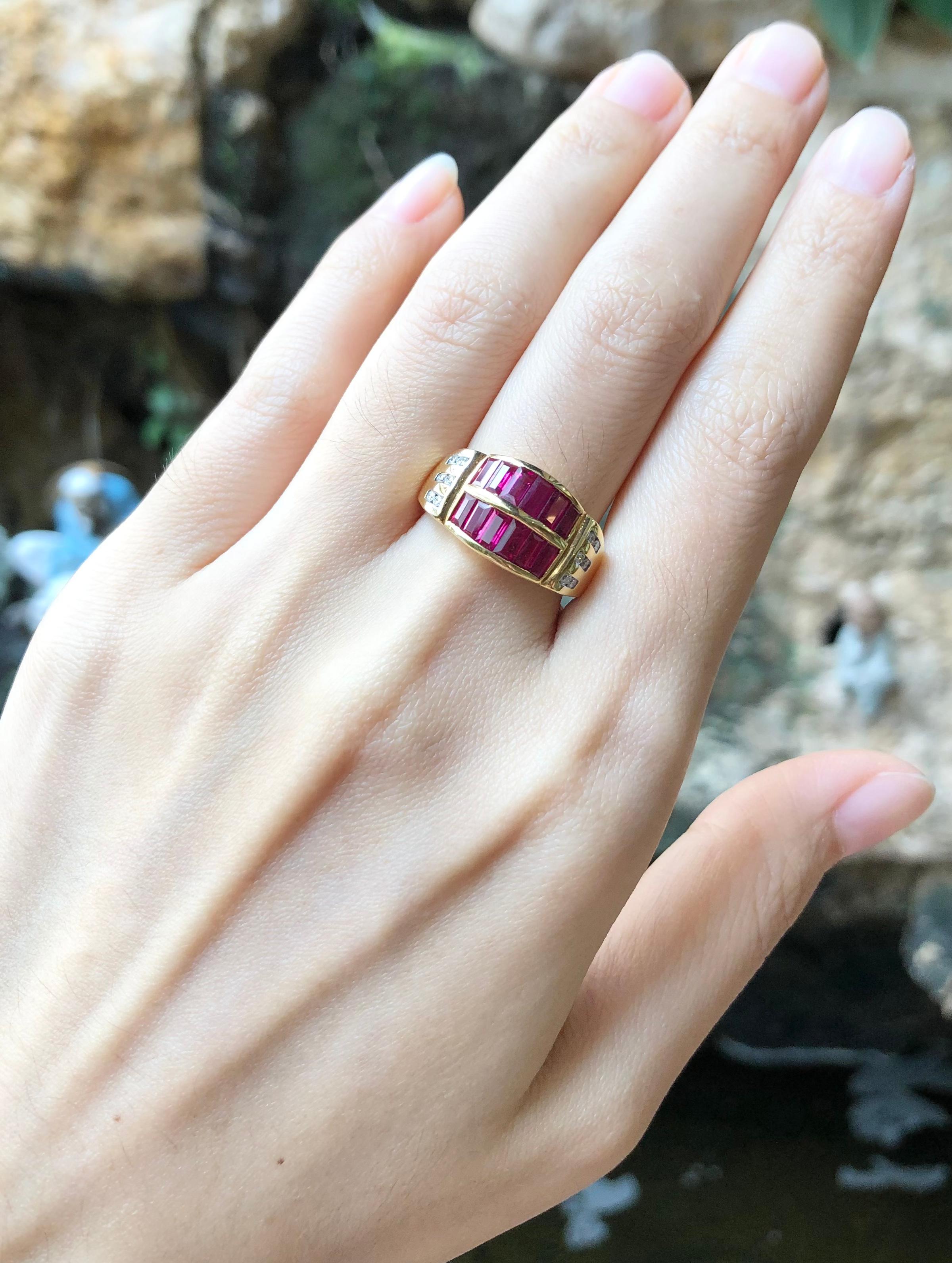 da uomo o donna Anello con rubino e diamanti incastonati in oro 18 carati in vendita