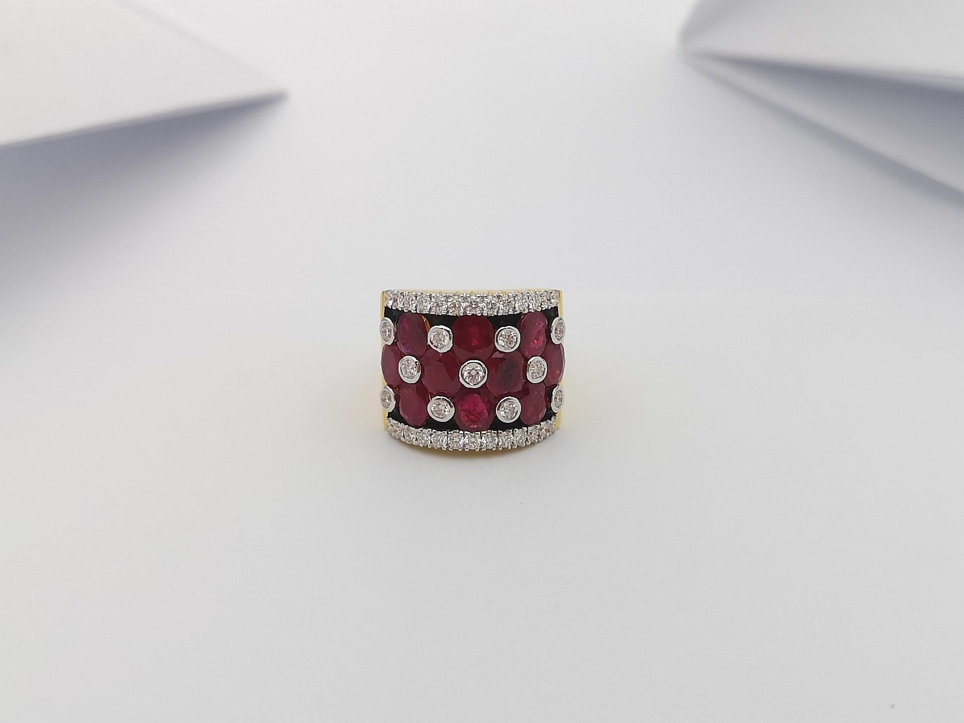 Rubino con diamante  Anello con montatura in oro 18 carati in vendita 2