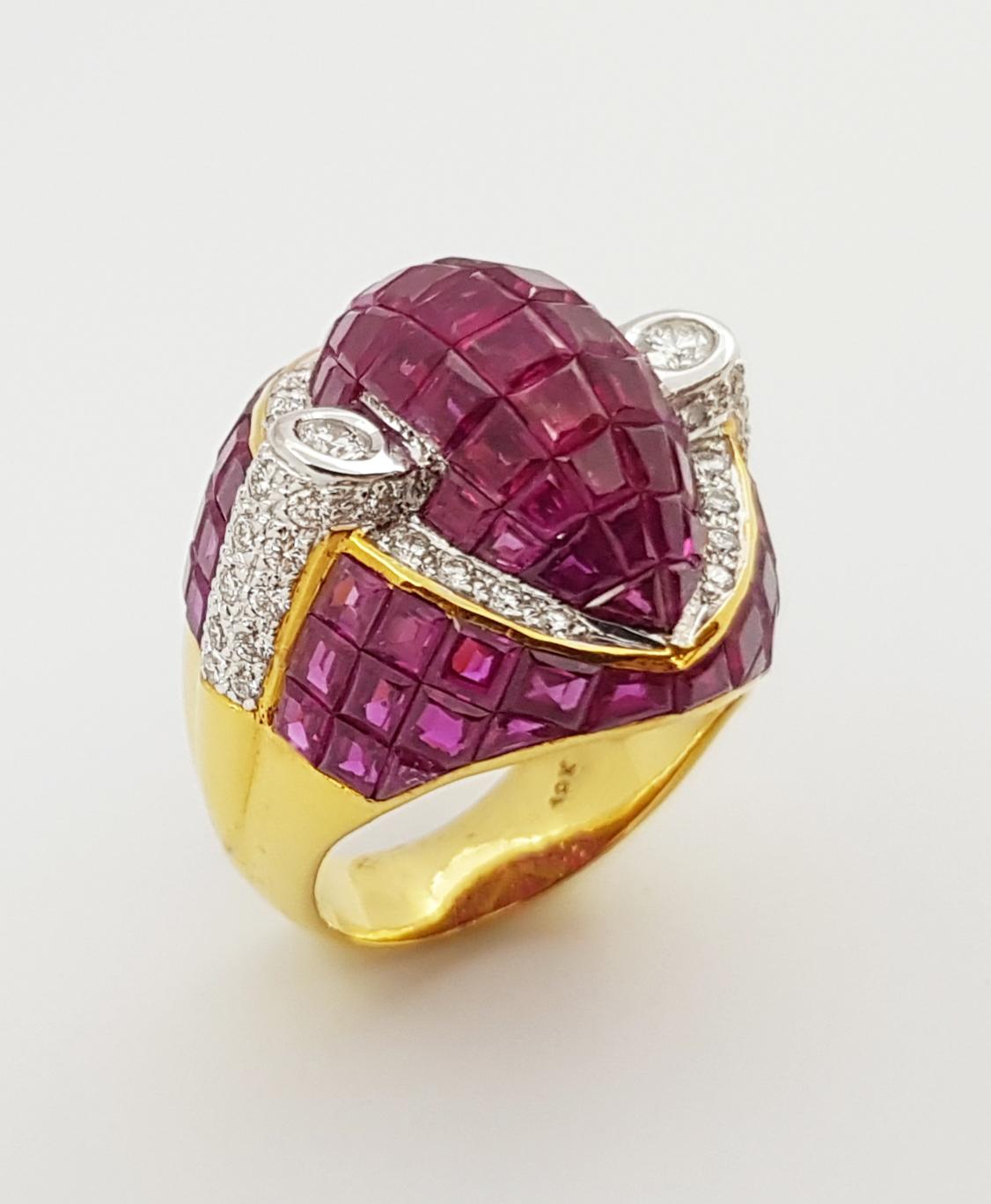 Ruby with Diamond  Ring Set in 18 Karat Gold Settings For Sale 2