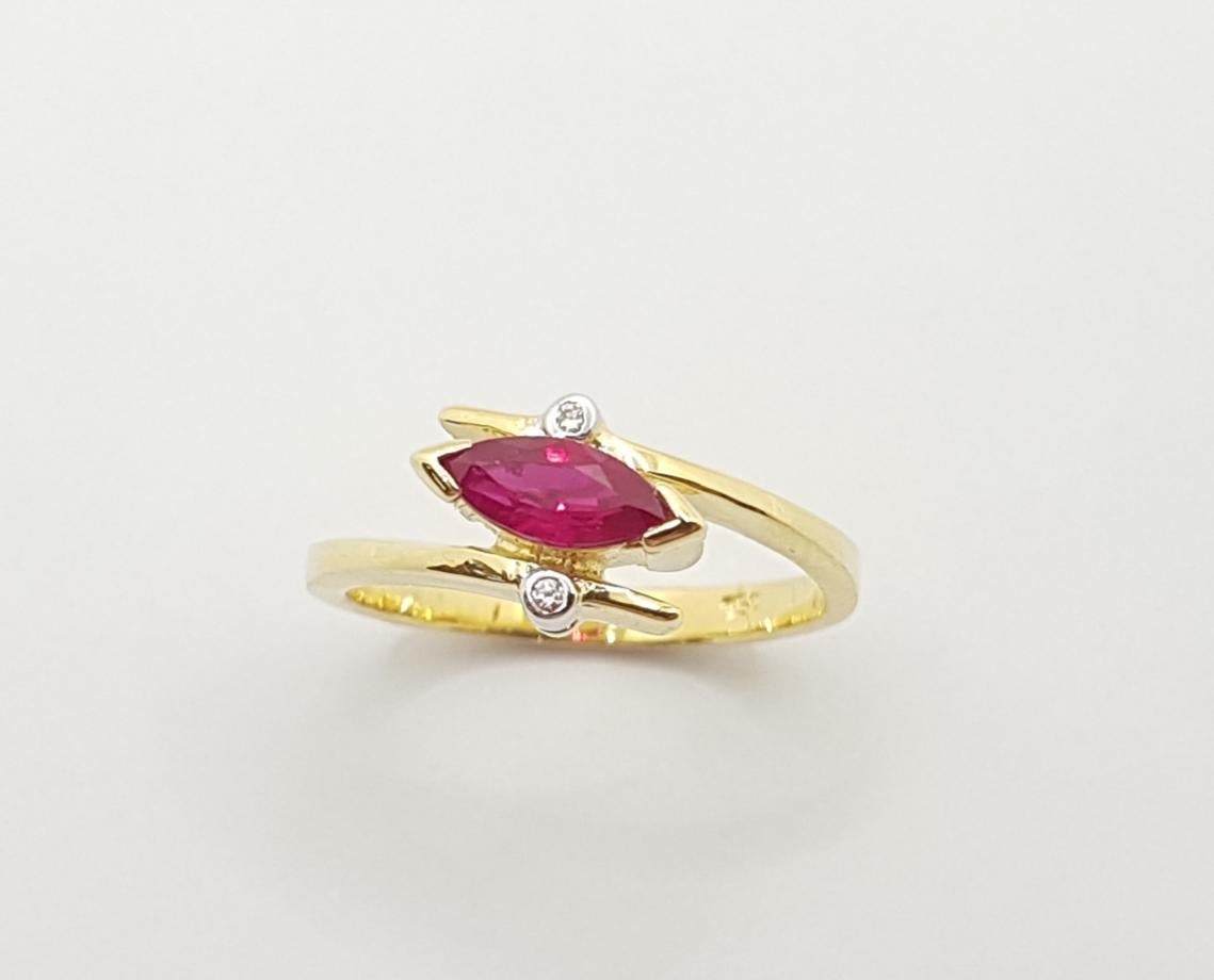 Ruby with Diamond Ring Set in 18 Karat Gold Settings For Sale 3