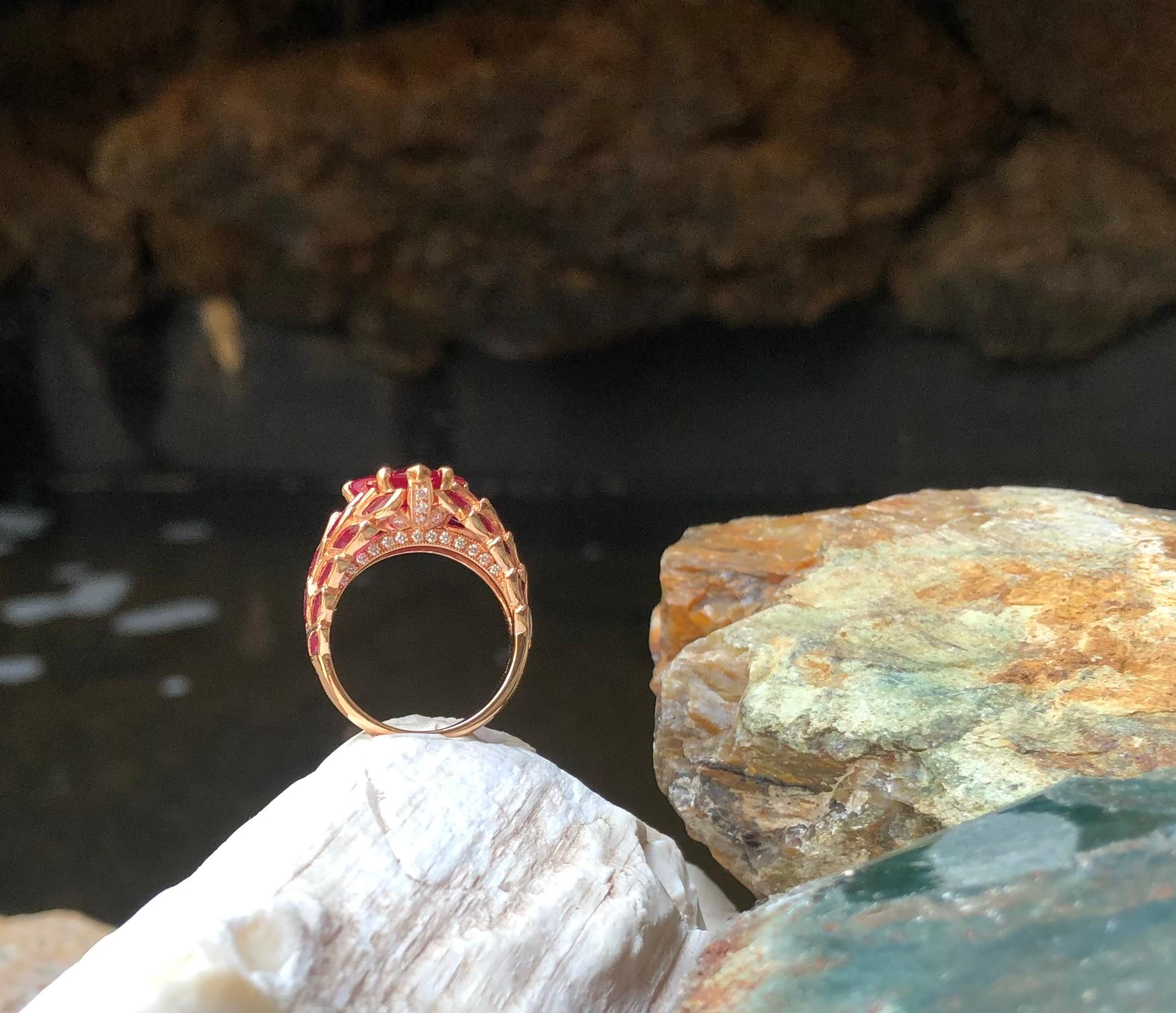 Rubinring mit Diamant in 18 Karat Roségold gefasst im Angebot 10