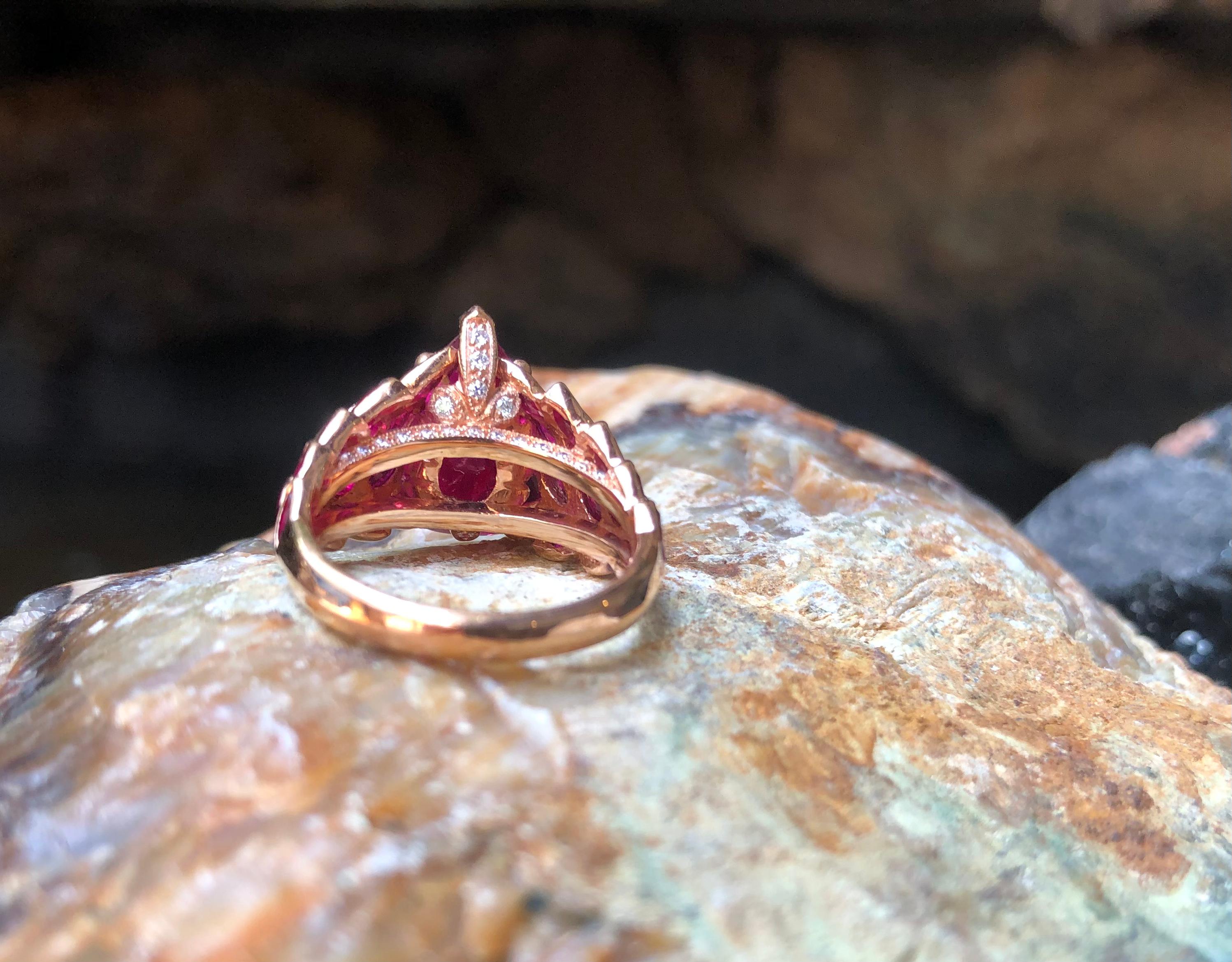 Rubinring mit Diamant in 18 Karat Roségold gefasst im Angebot 13