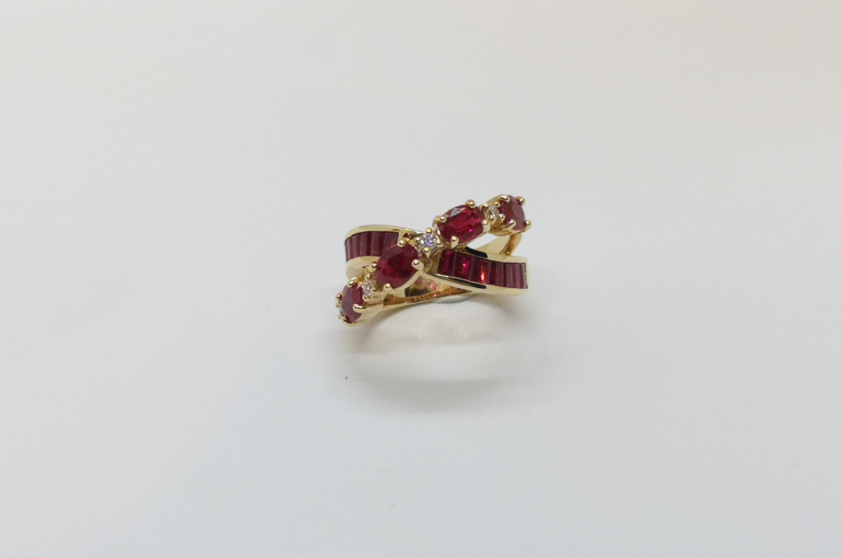 Rubinring mit Diamant in 18 Karat Roségold gefasst im Zustand „Neu“ im Angebot in Bangkok, TH