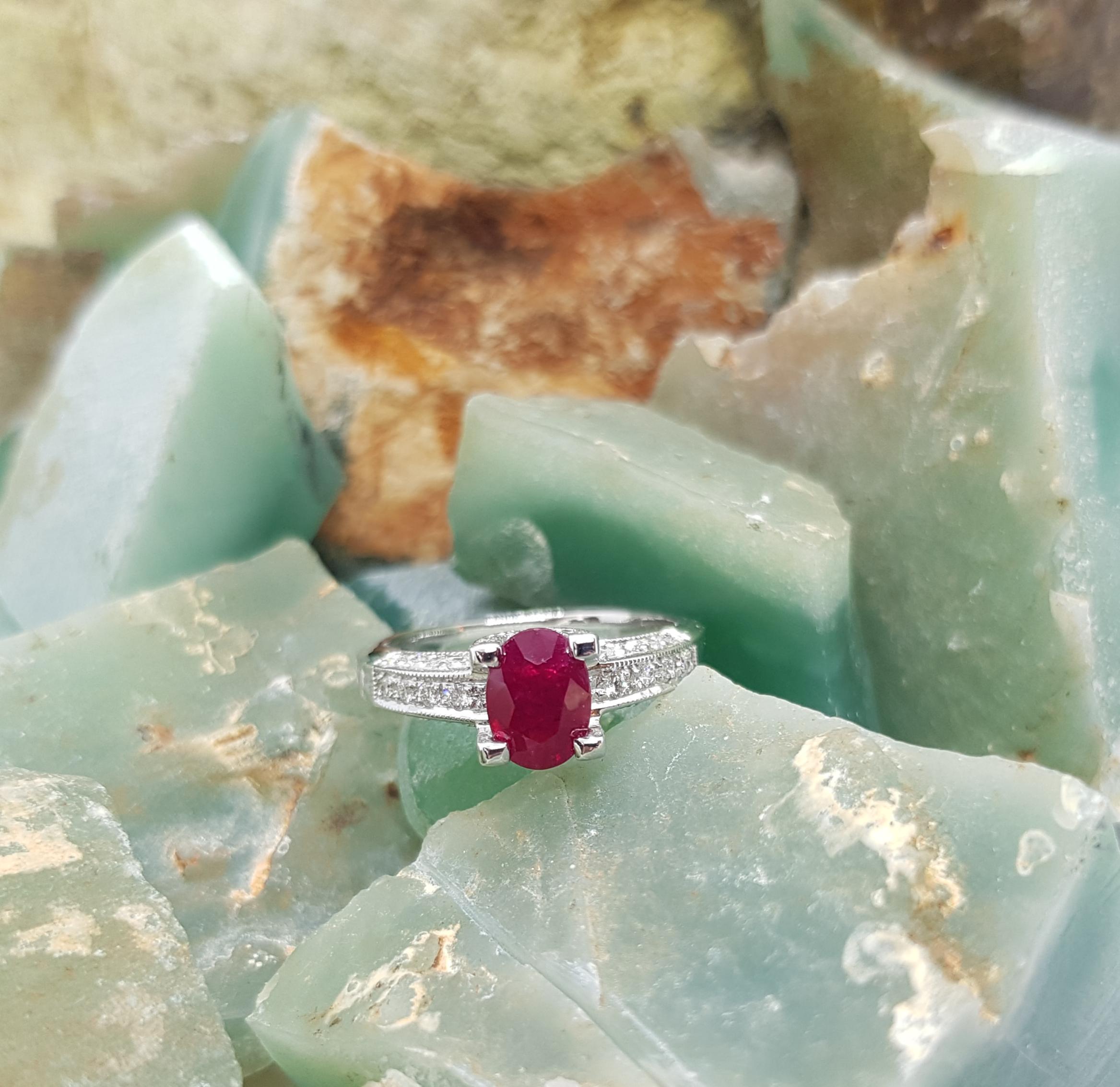 Ruby with Diamond Ring Set in 18 Karat White Gold Setting For Sale 2