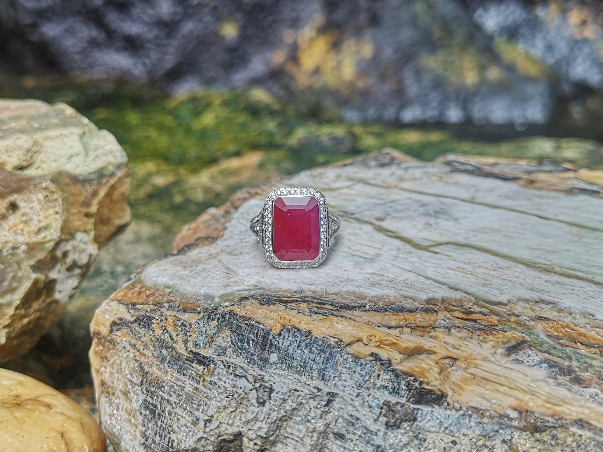 Ruby with Diamond Ring Set in 18 Karat White Gold Setting For Sale 3