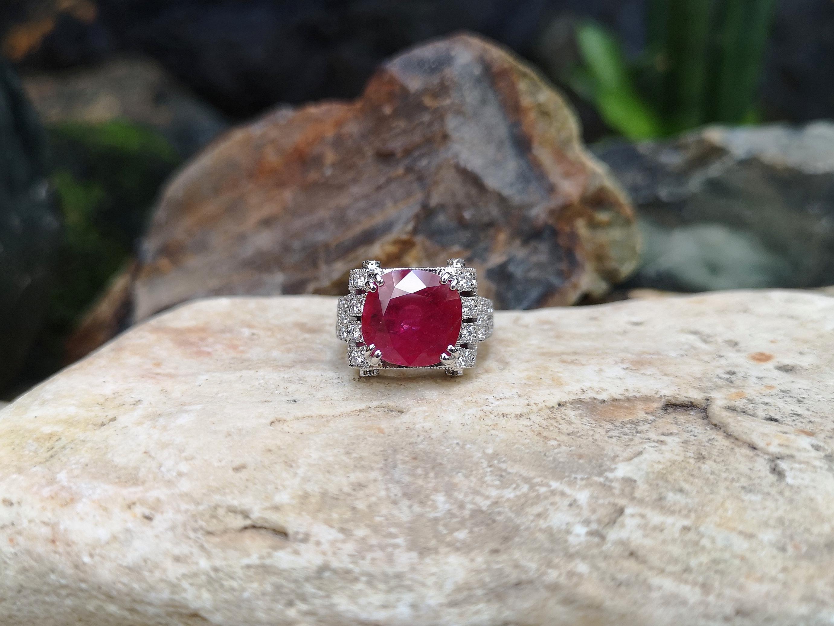 Ruby with Diamond Ring Set in 18 Karat White Gold Setting 3