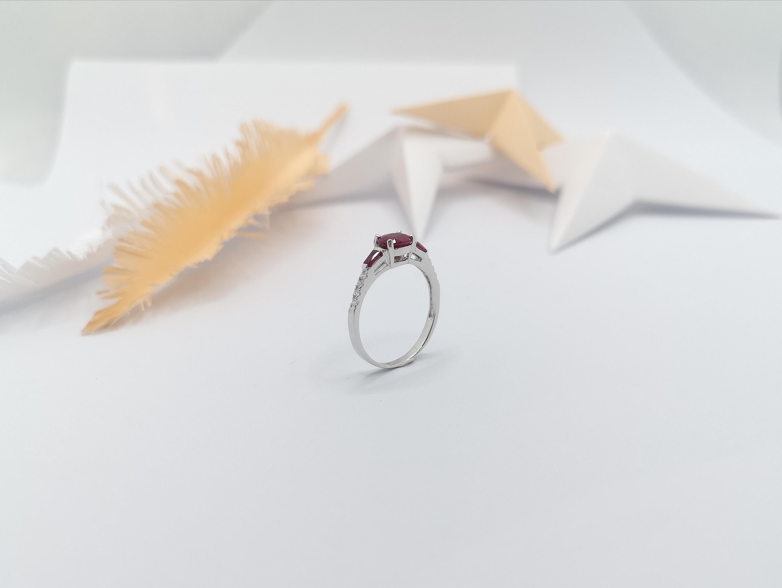 Ruby with Diamond Ring Set in 18 Karat White Gold Settings For Sale 7