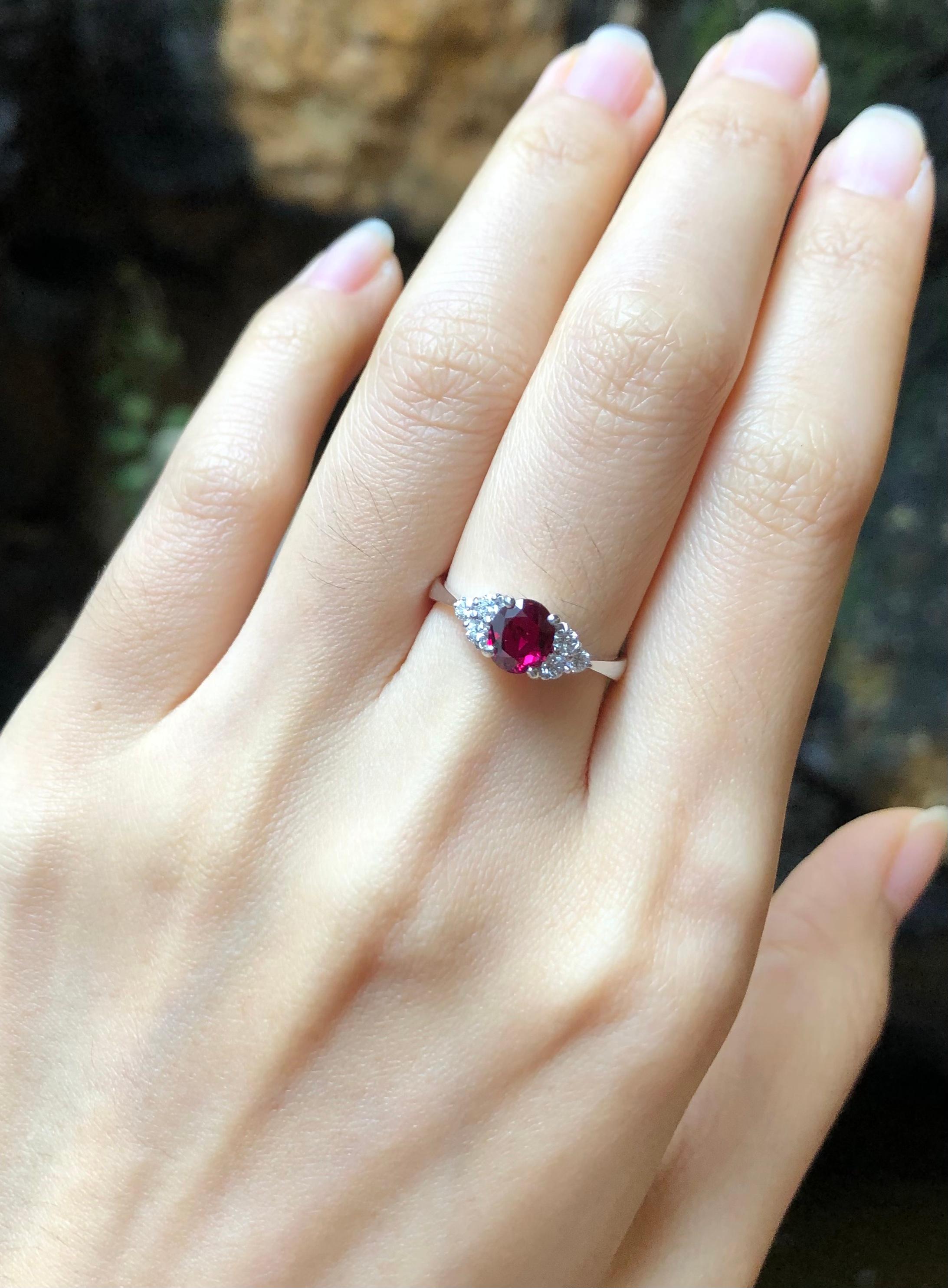 Contemporary Ruby with Diamond Ring Set in 18 Karat White Gold Settings For Sale