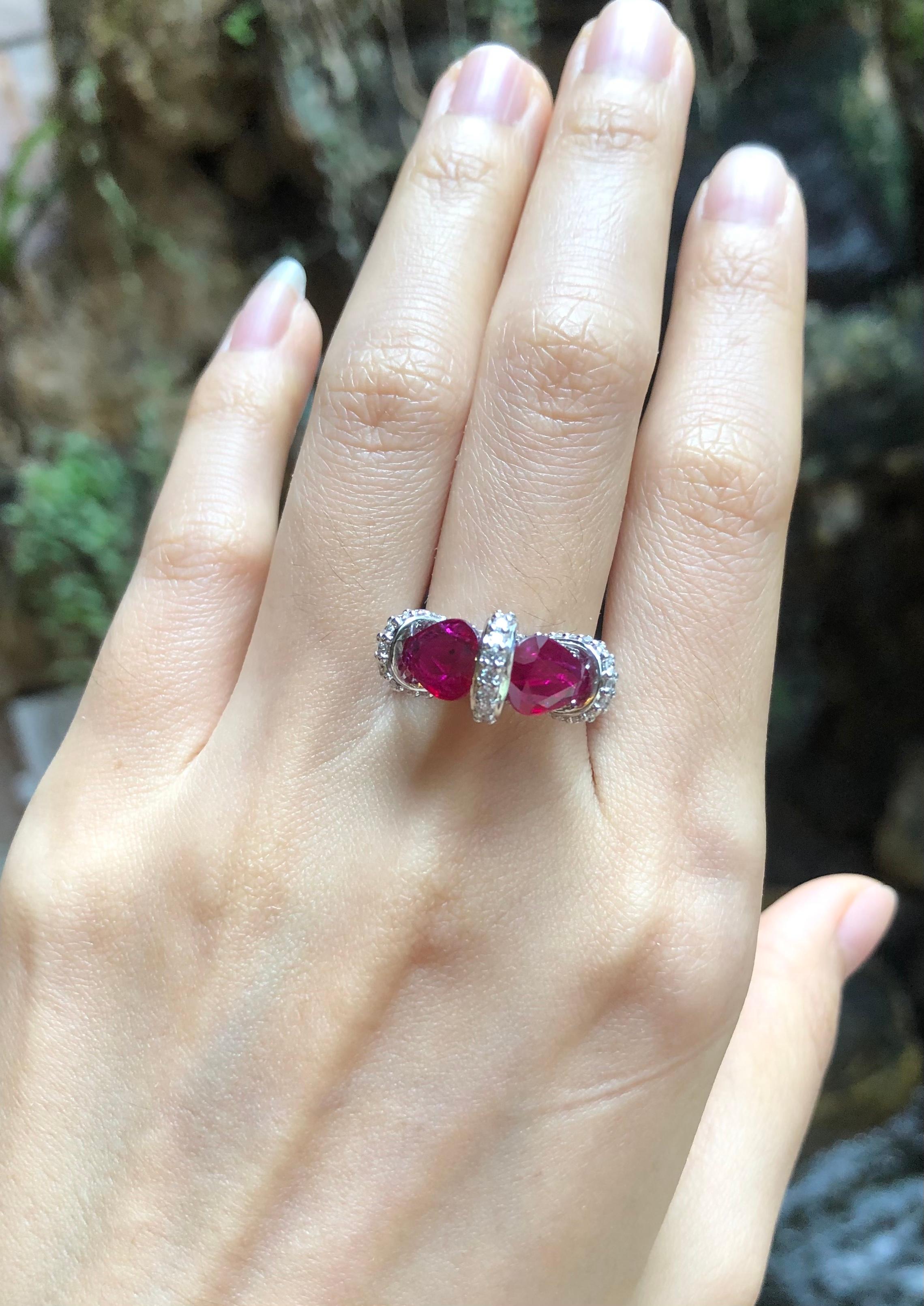 Pear Cut Ruby with Diamond Ring Set in 18 Karat White Gold Settings For Sale