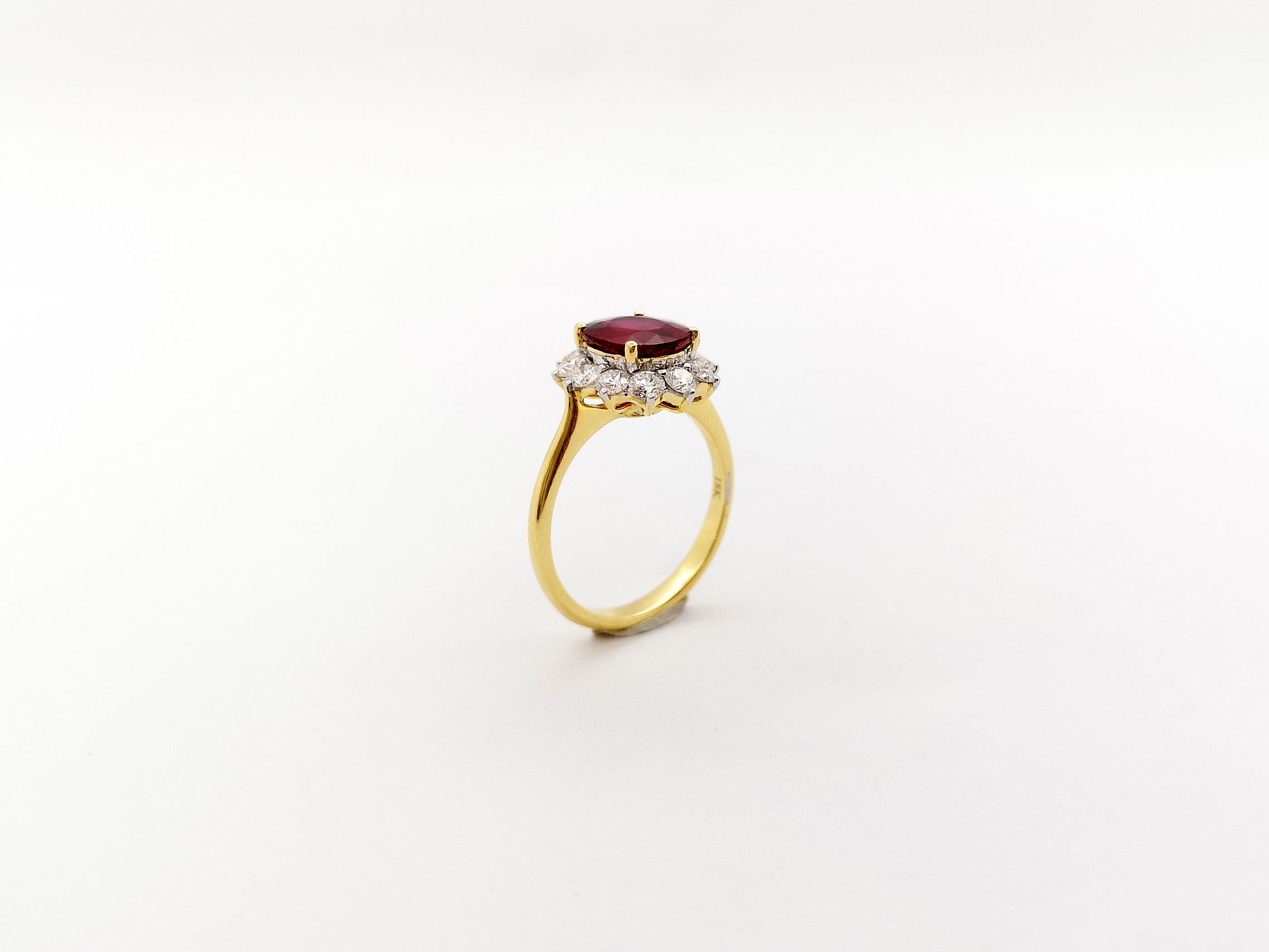Ruby with Diamond Ring set in 18K Gold Settings For Sale 8