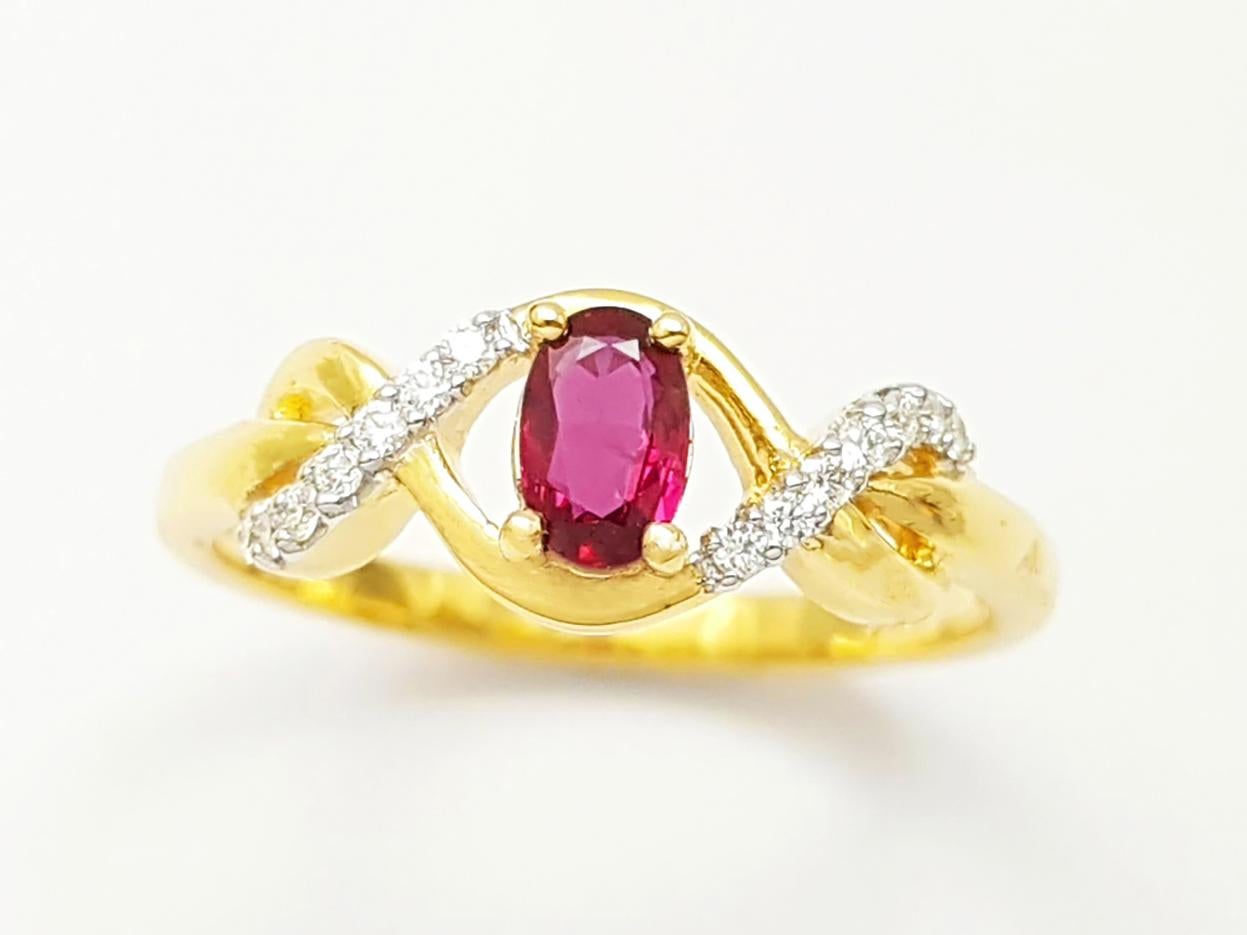 Rubin-Ring mit Diamanten in 18 Karat Gold gefasst im Angebot 8