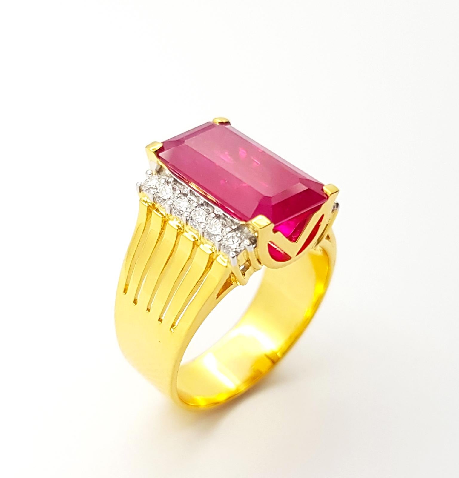 Rubin-Ring mit Diamanten in 18 Karat Gold gefasst im Angebot 9