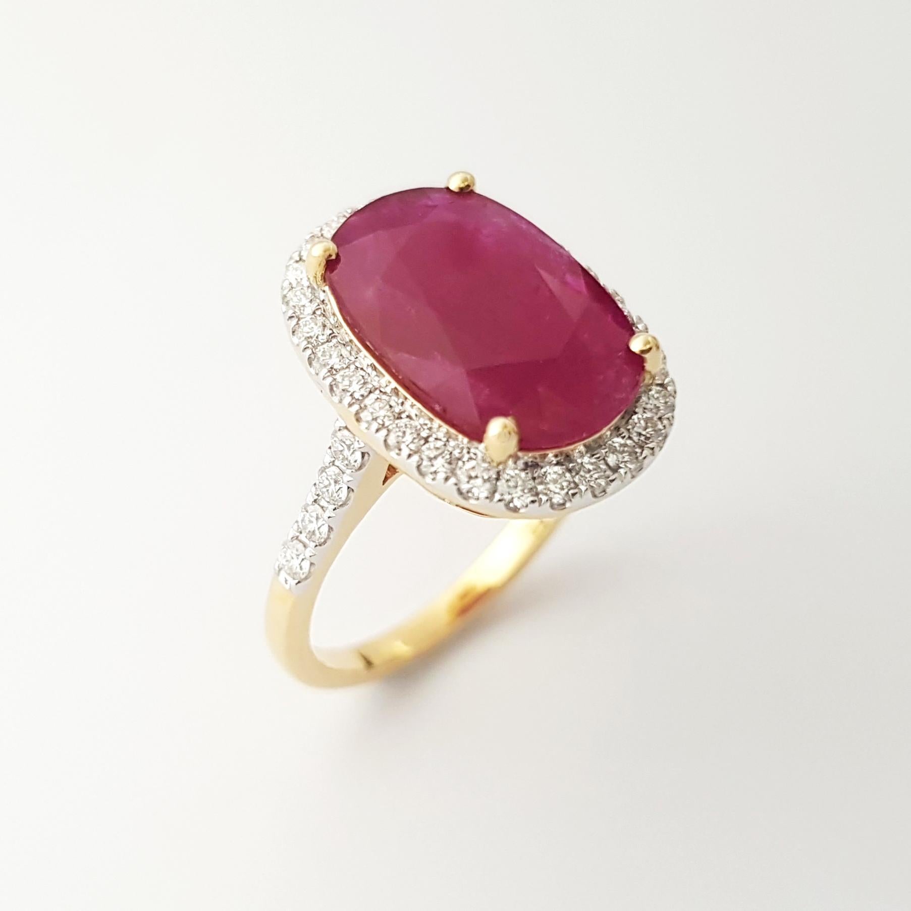 Ruby with Diamond Ring set in 18K Gold Settings For Sale 9