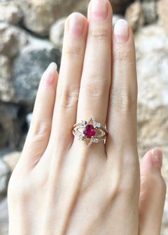 Ruby with Diamond Ring set in 18K Gold Settings