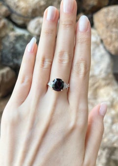 Ruby with Diamond Ring set in 18K Gold Settings