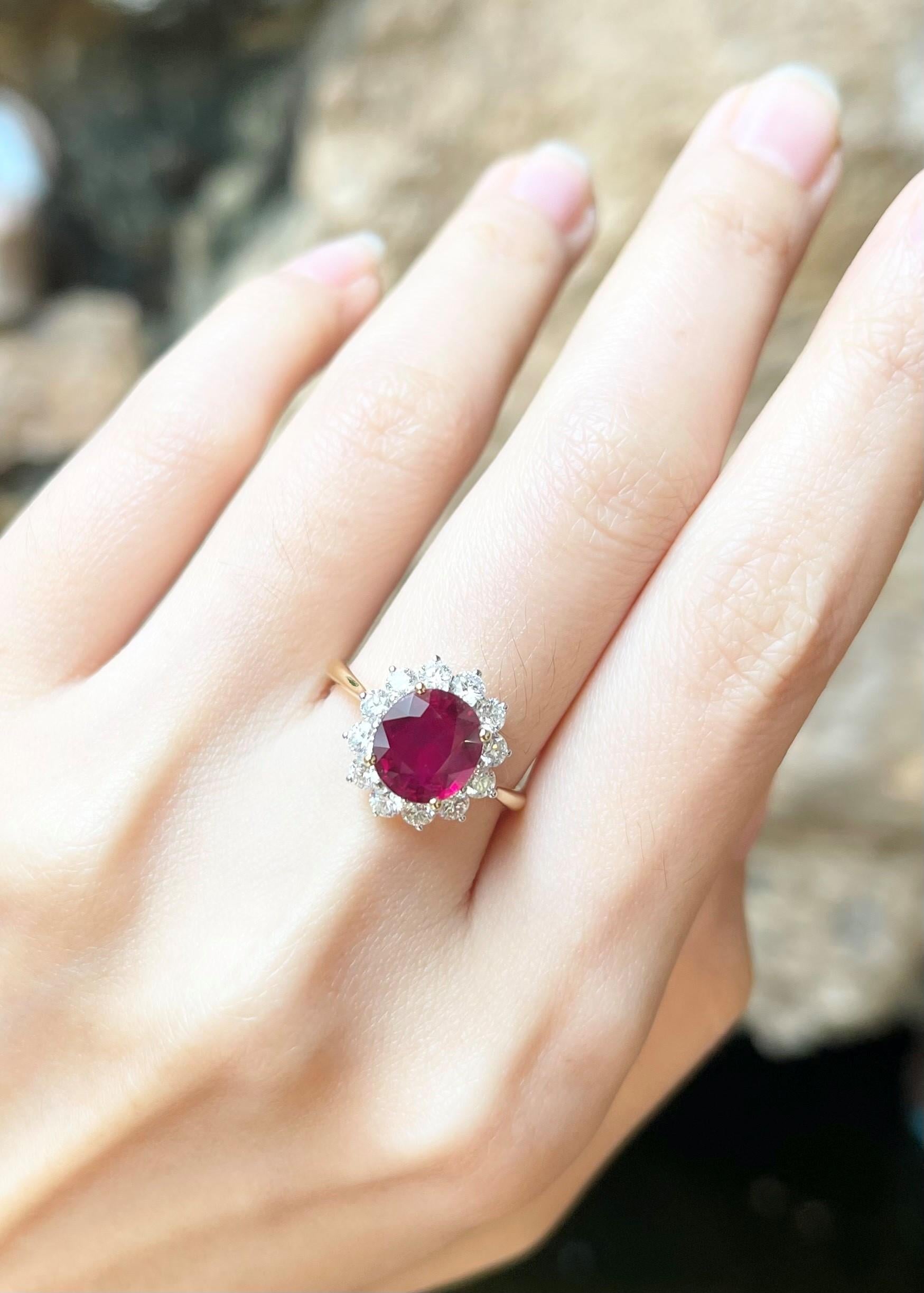Mixed Cut Ruby with Diamond Ring set in 18K Gold Settings For Sale