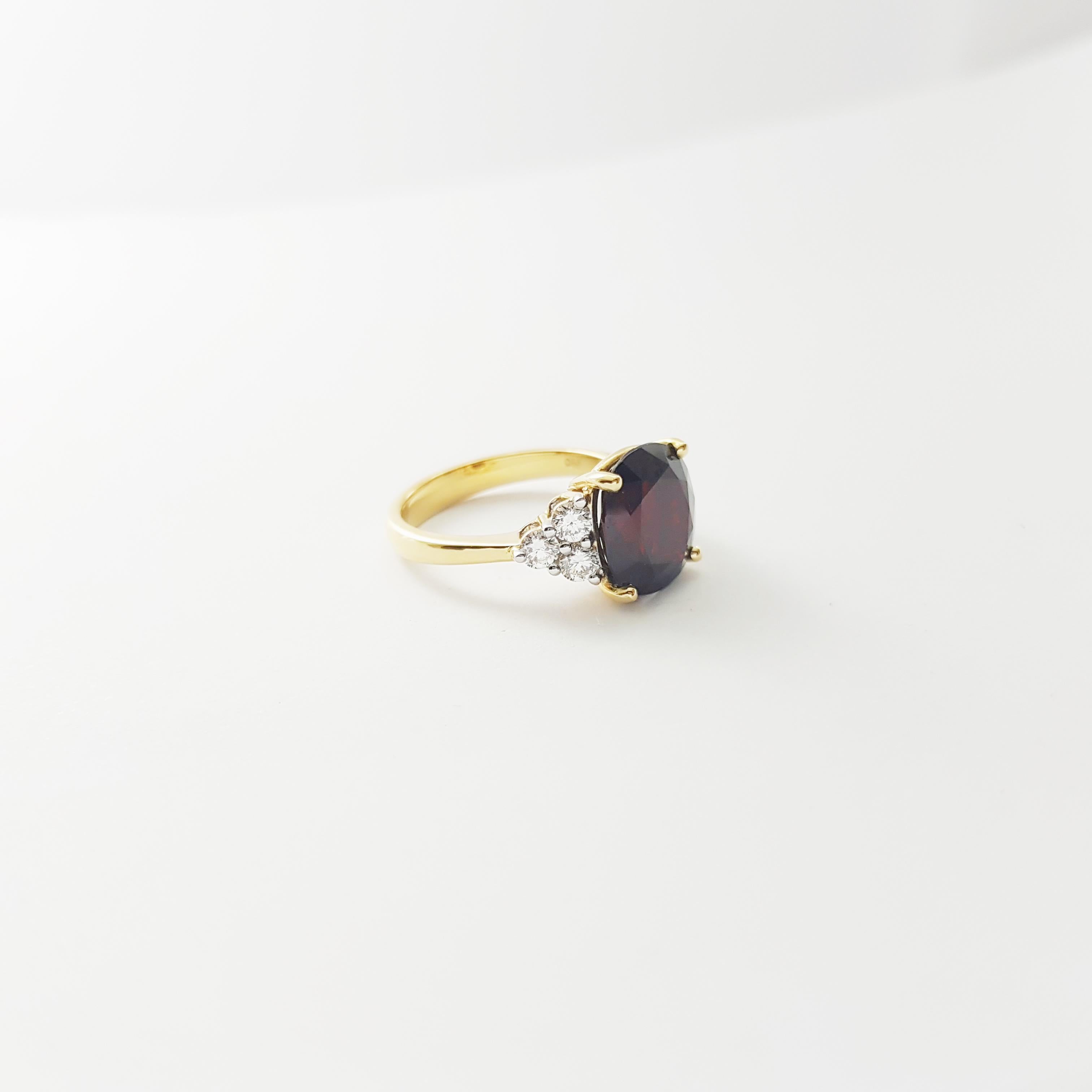 Ruby with Diamond Ring set in 18K Gold Settings For Sale 1