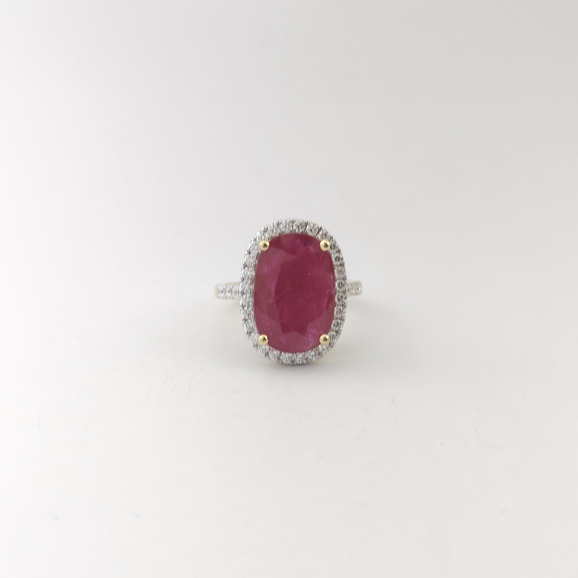 Ruby with Diamond Ring set in 18K Gold Settings For Sale 2