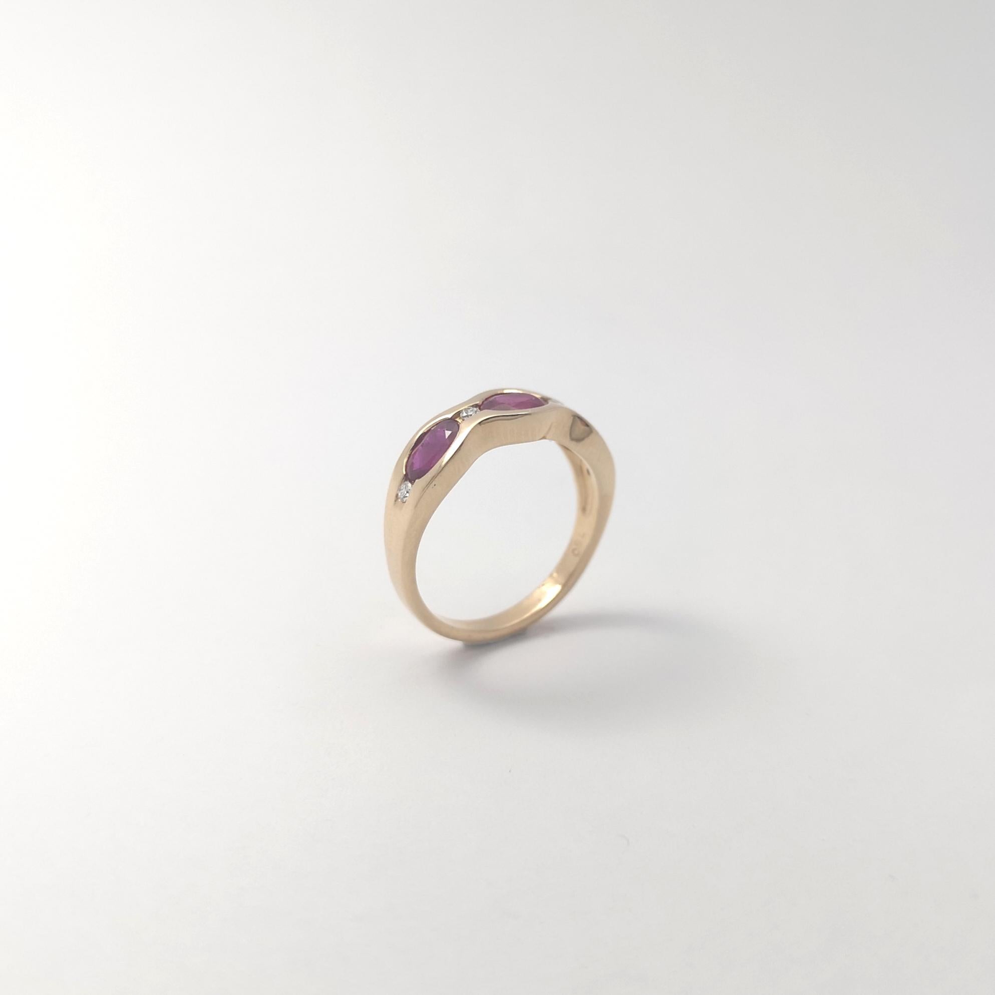 Anello con rubino e diamante con montatura in oro rosa 18K in vendita 5